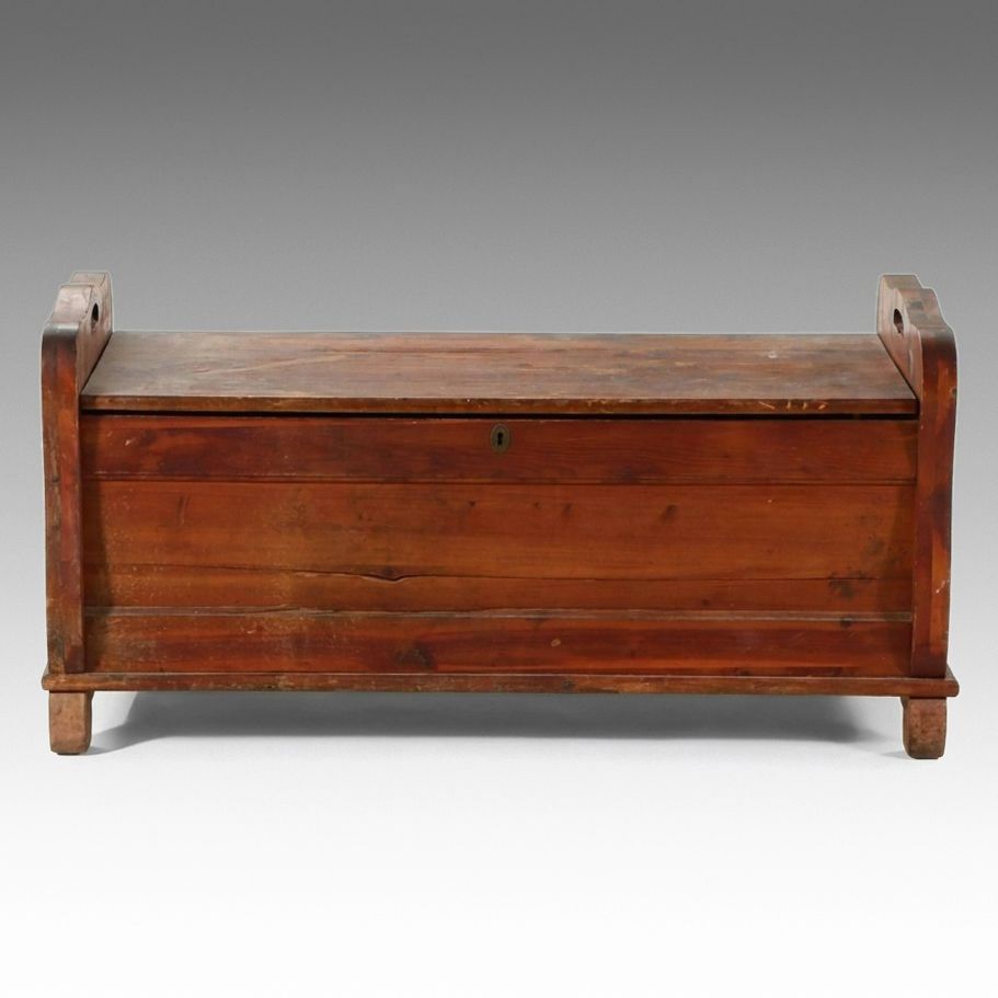 Cedar Chest with Scroll Splayed Sides, Early to Mid-20th Century