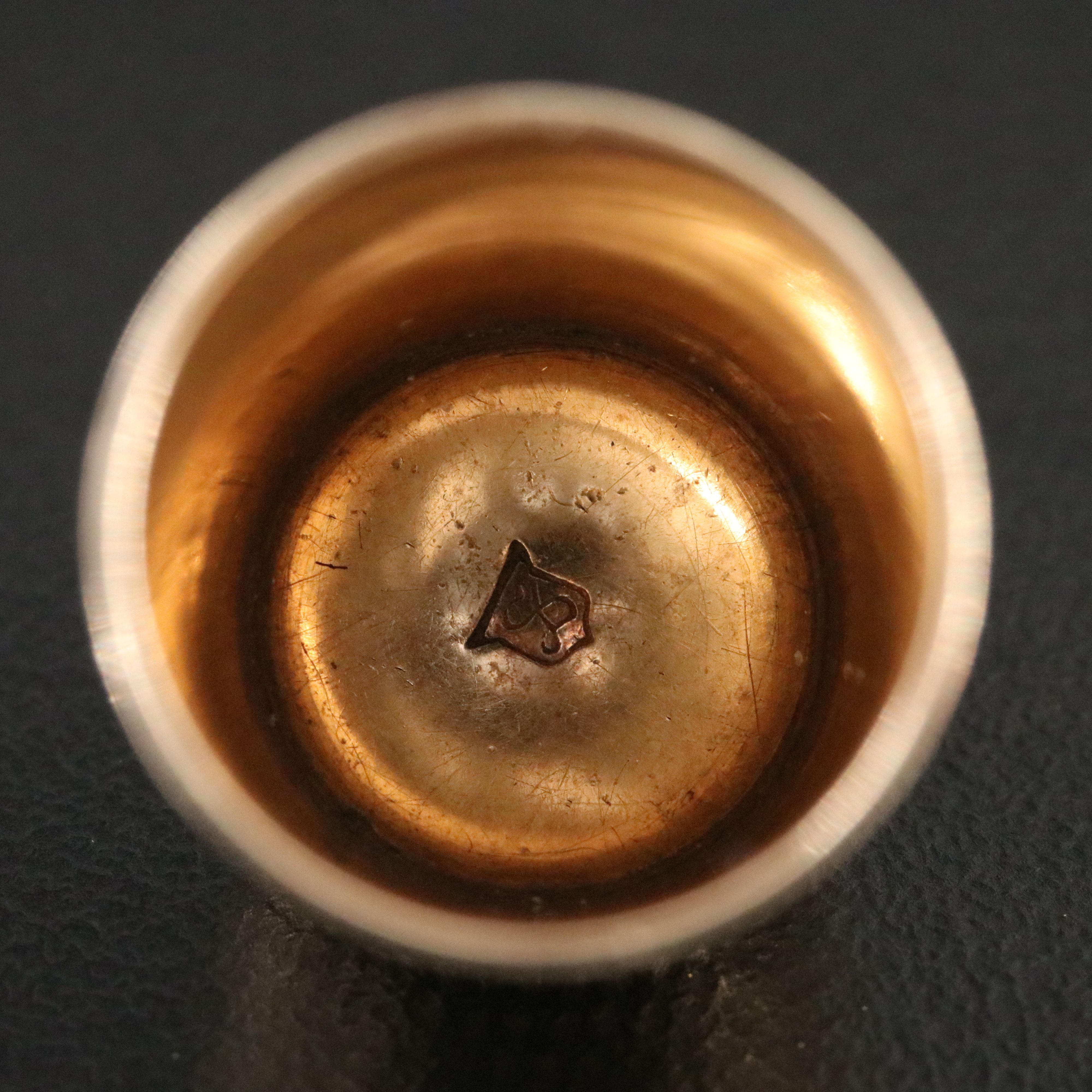 Simons Brothers 10K Thimble with Scalloped Pattern, Size 8