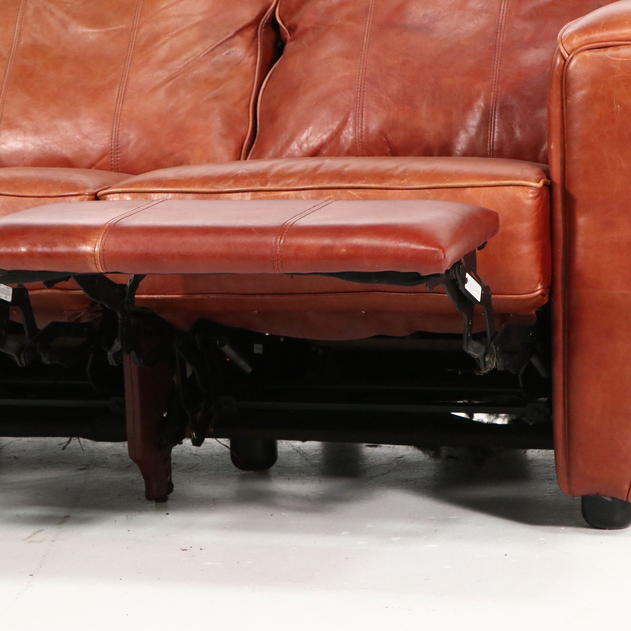 Contemporary Dual Reclining Leather Loveseat, 21st Century