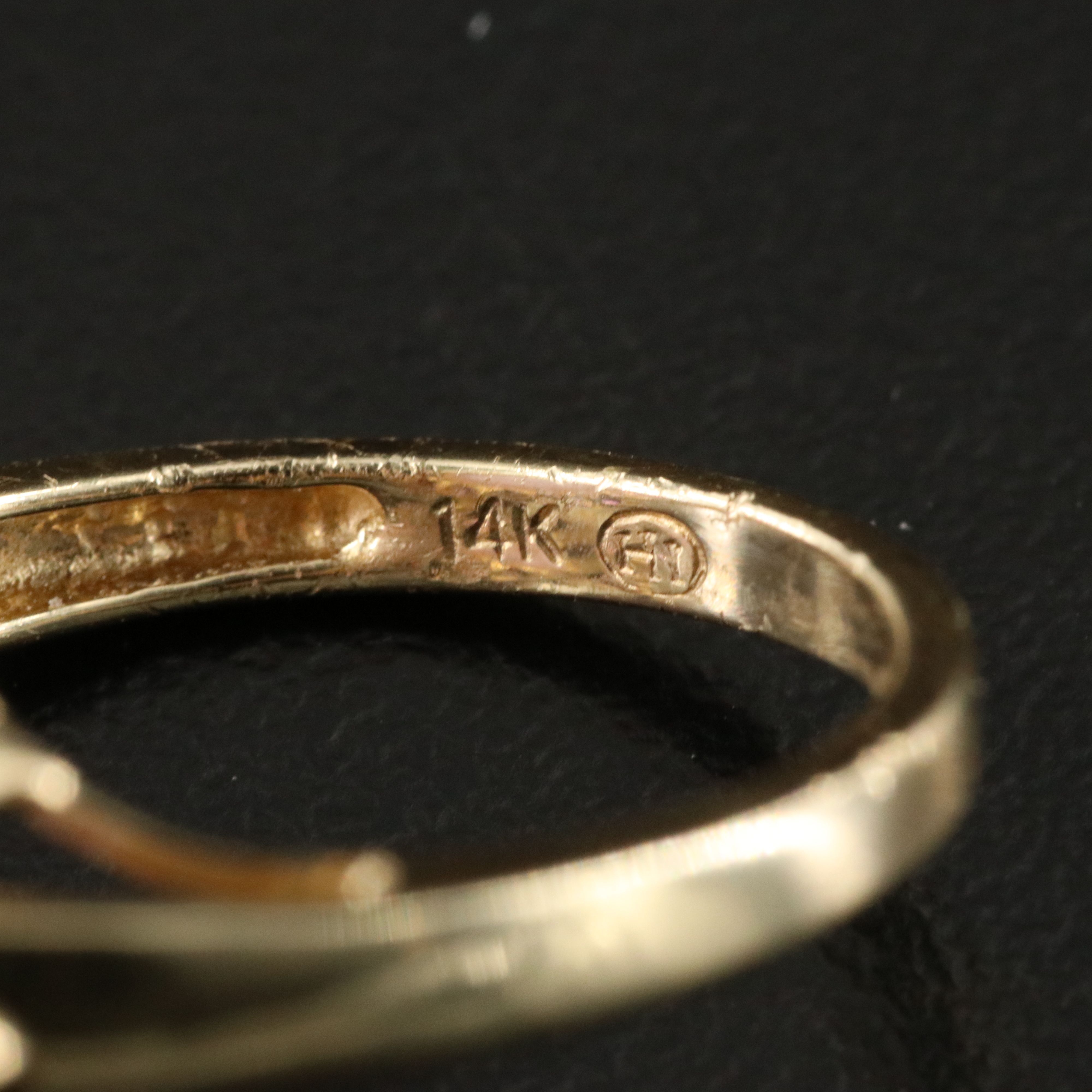 14K Jadeite and Amethyst Ring