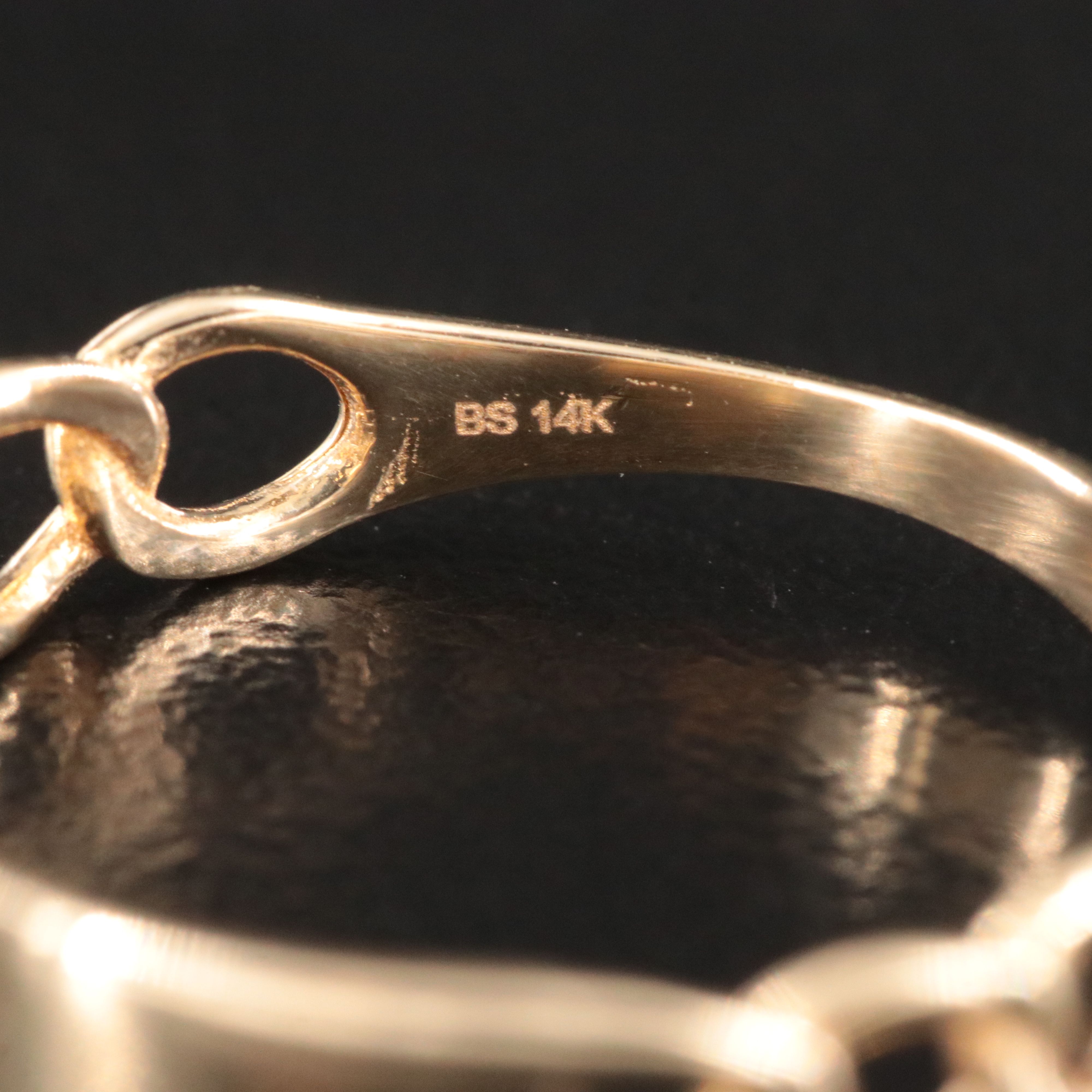 14K Curb Chain Band
