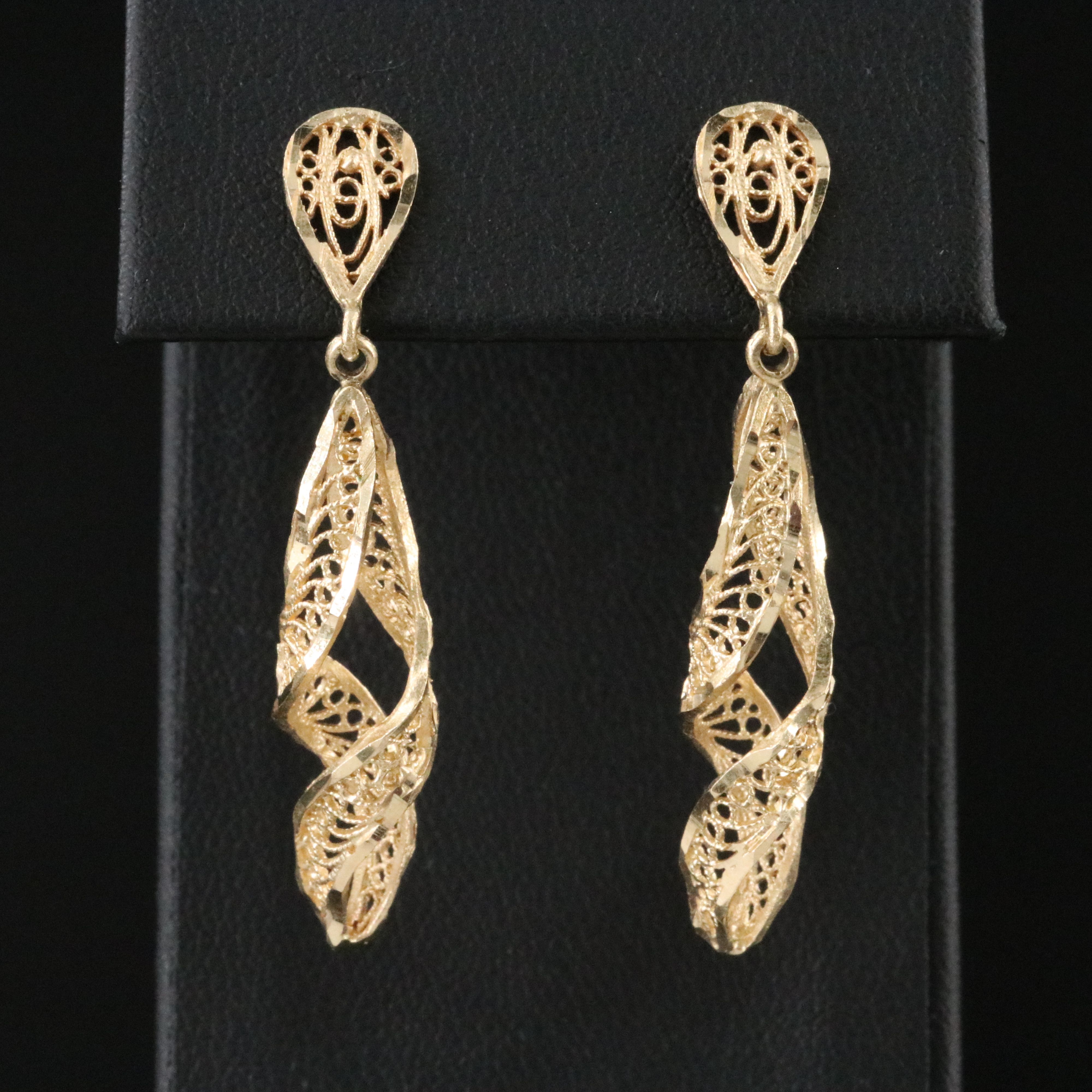 14K Spiraled Filigree Earrings