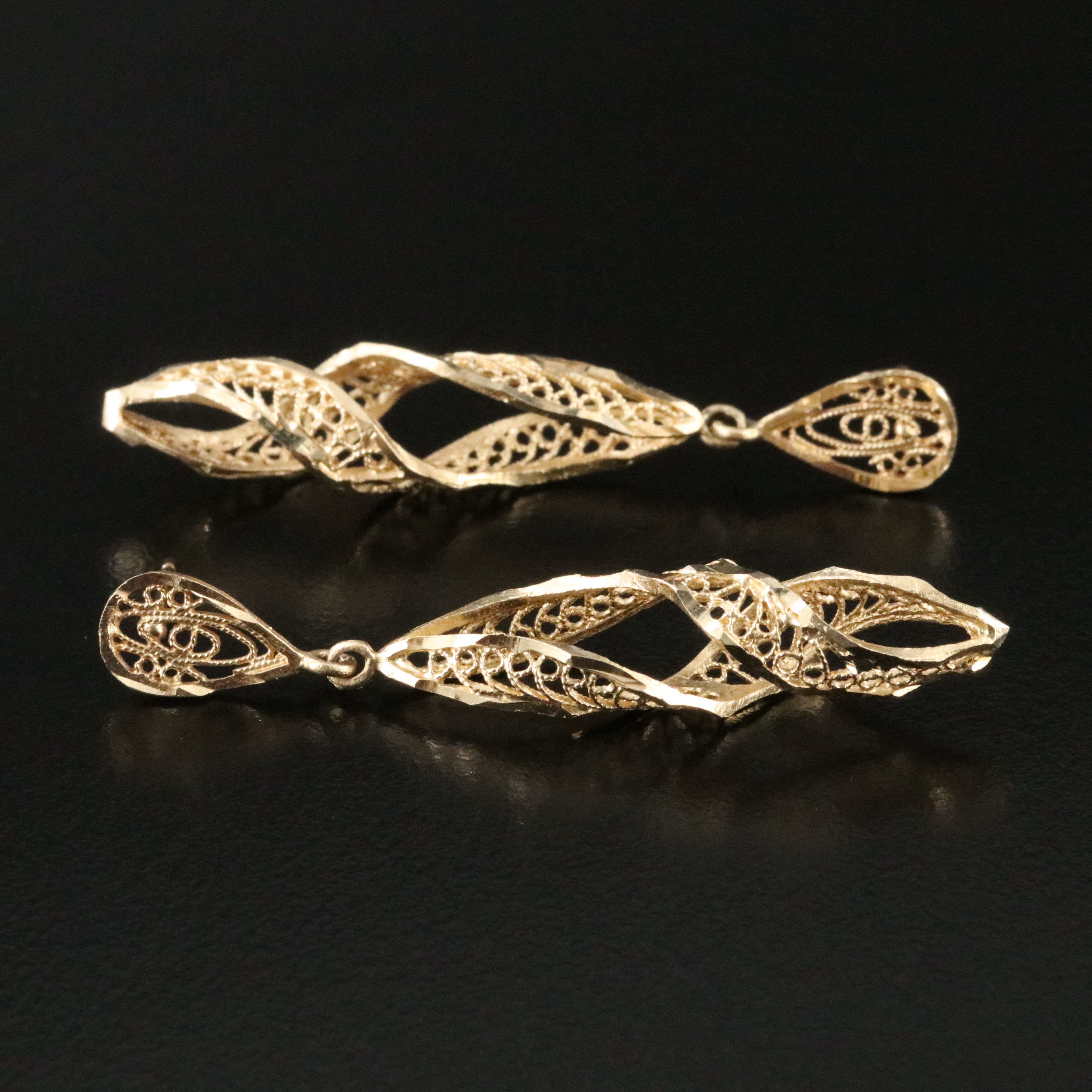 14K Spiraled Filigree Earrings