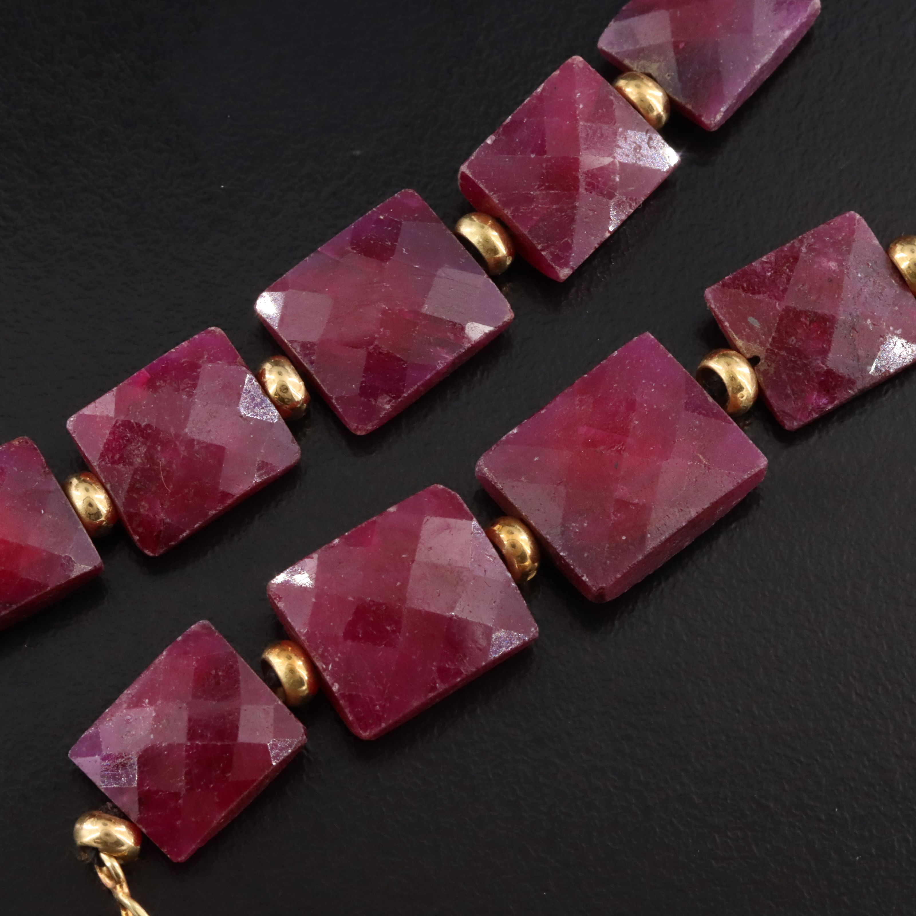 18K Corundum Square Bead Necklace and Bracelet Set