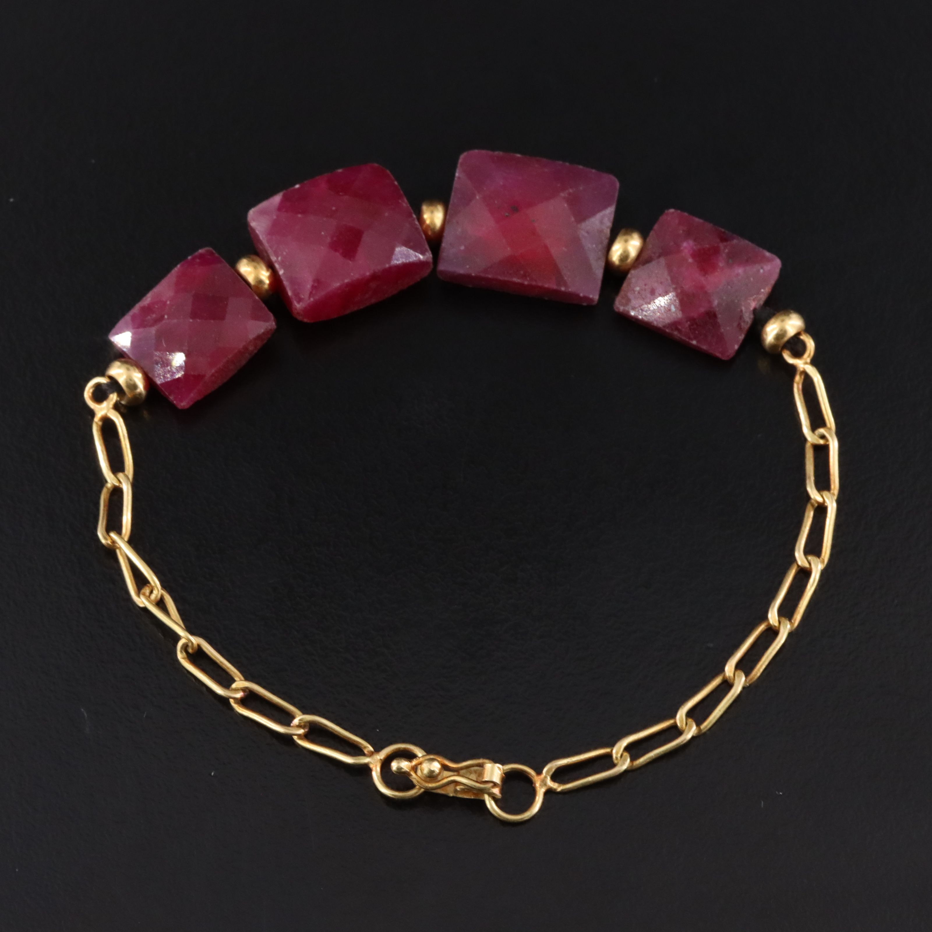 18K Corundum Square Bead Necklace and Bracelet Set