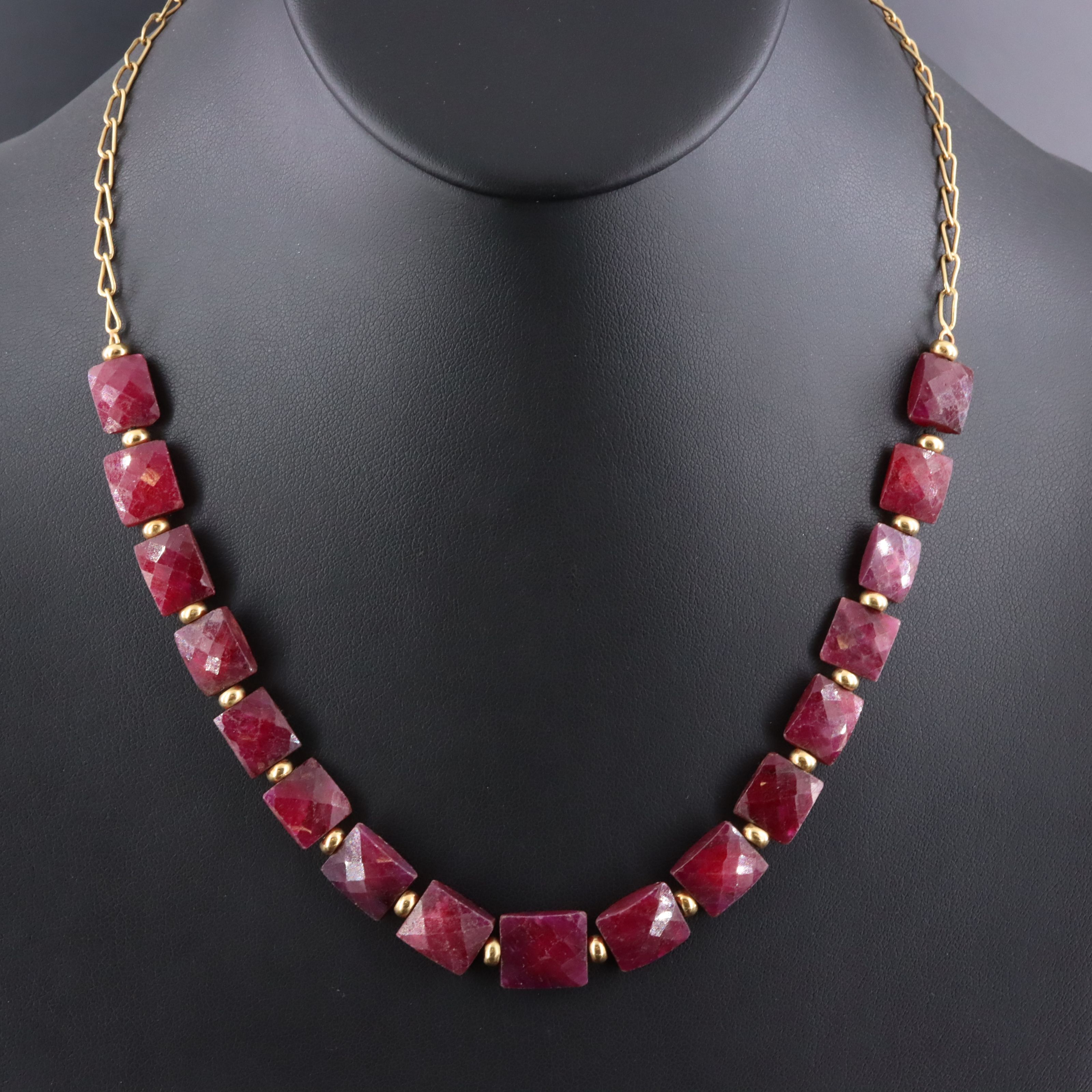 18K Corundum Square Bead Necklace and Bracelet Set