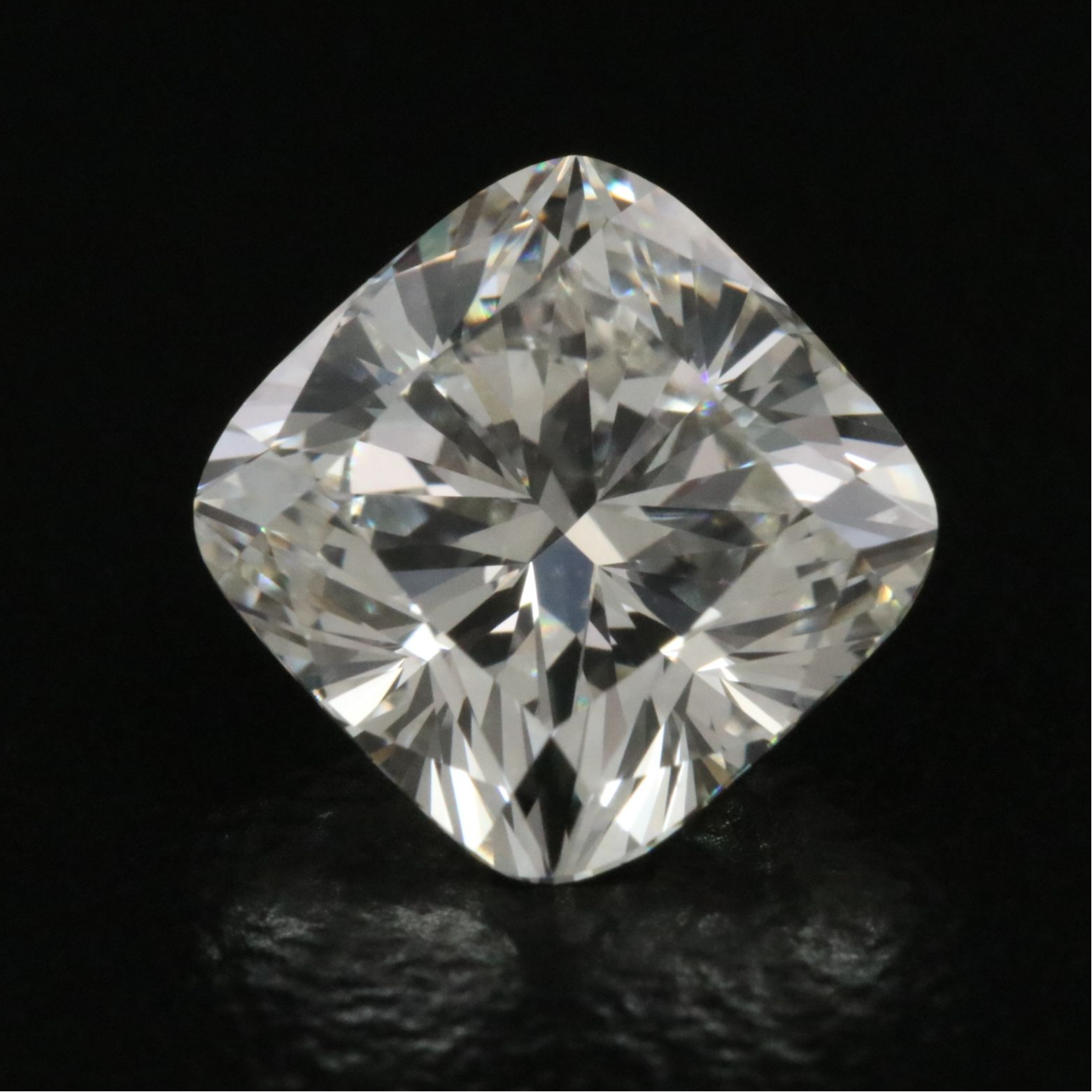 Loose 1.59 CT Lab Grown Diamond with IGI Report