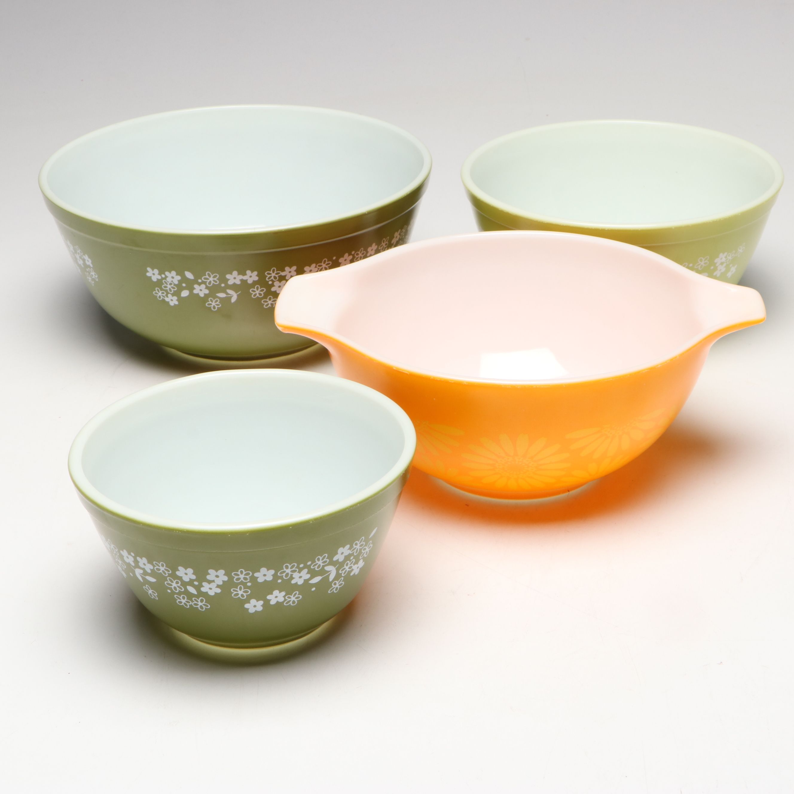 Anchor Hocking "Tulips on Ivory" Drip Jar with Pyrex Mixing Bowls