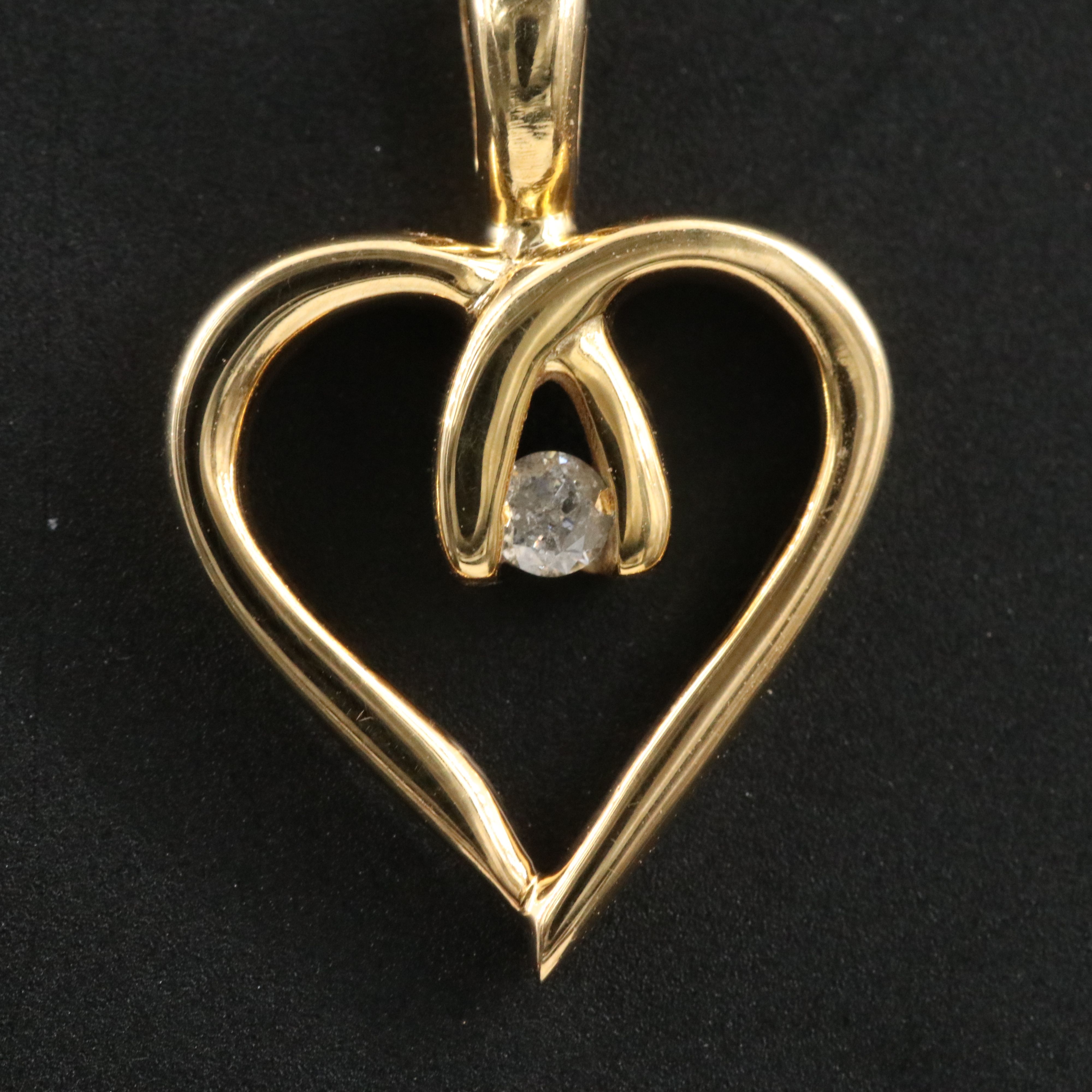 10K 0.02 CT Diamond Heart Pendant