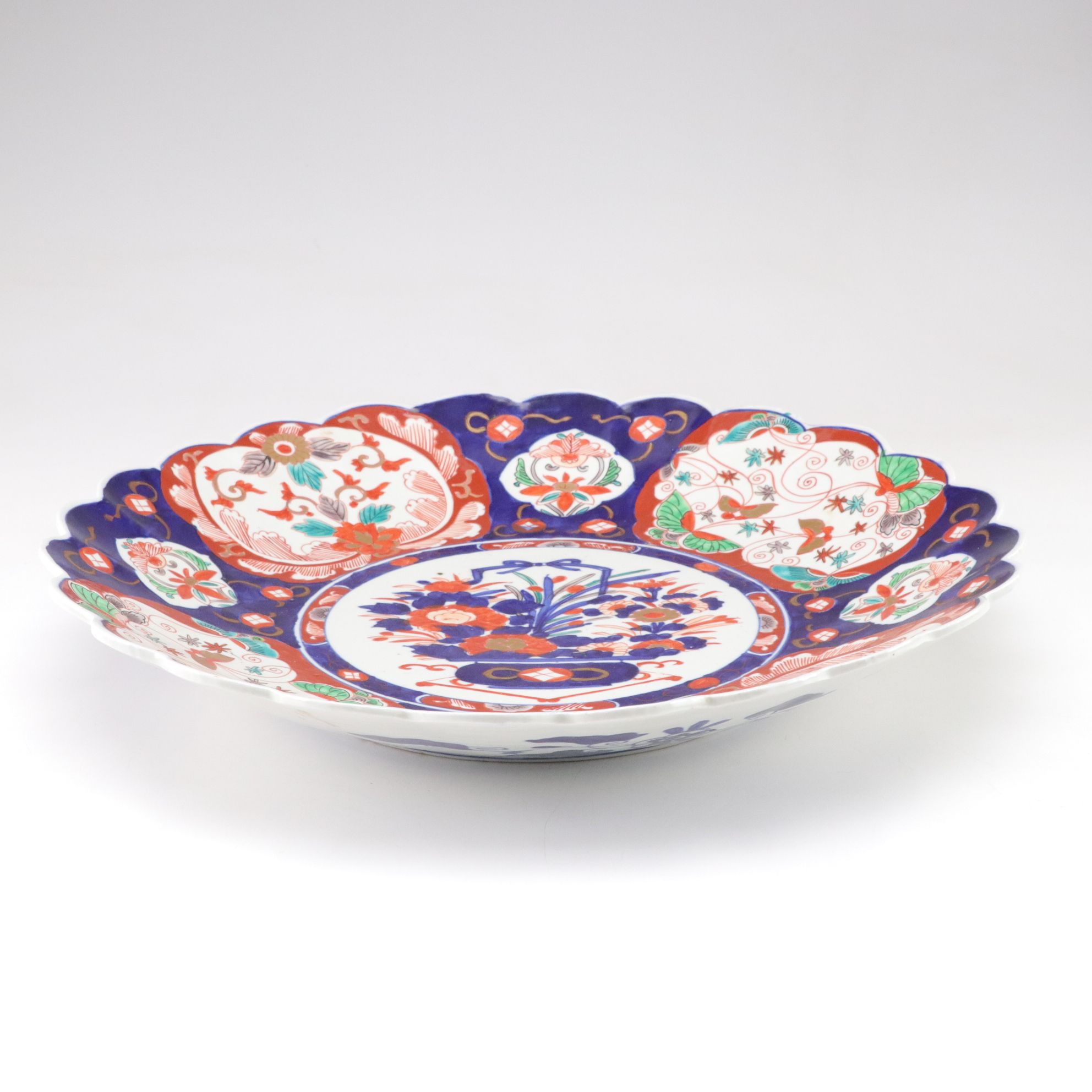 Japanese Imari Porcelain Charger with Scalloped Edge