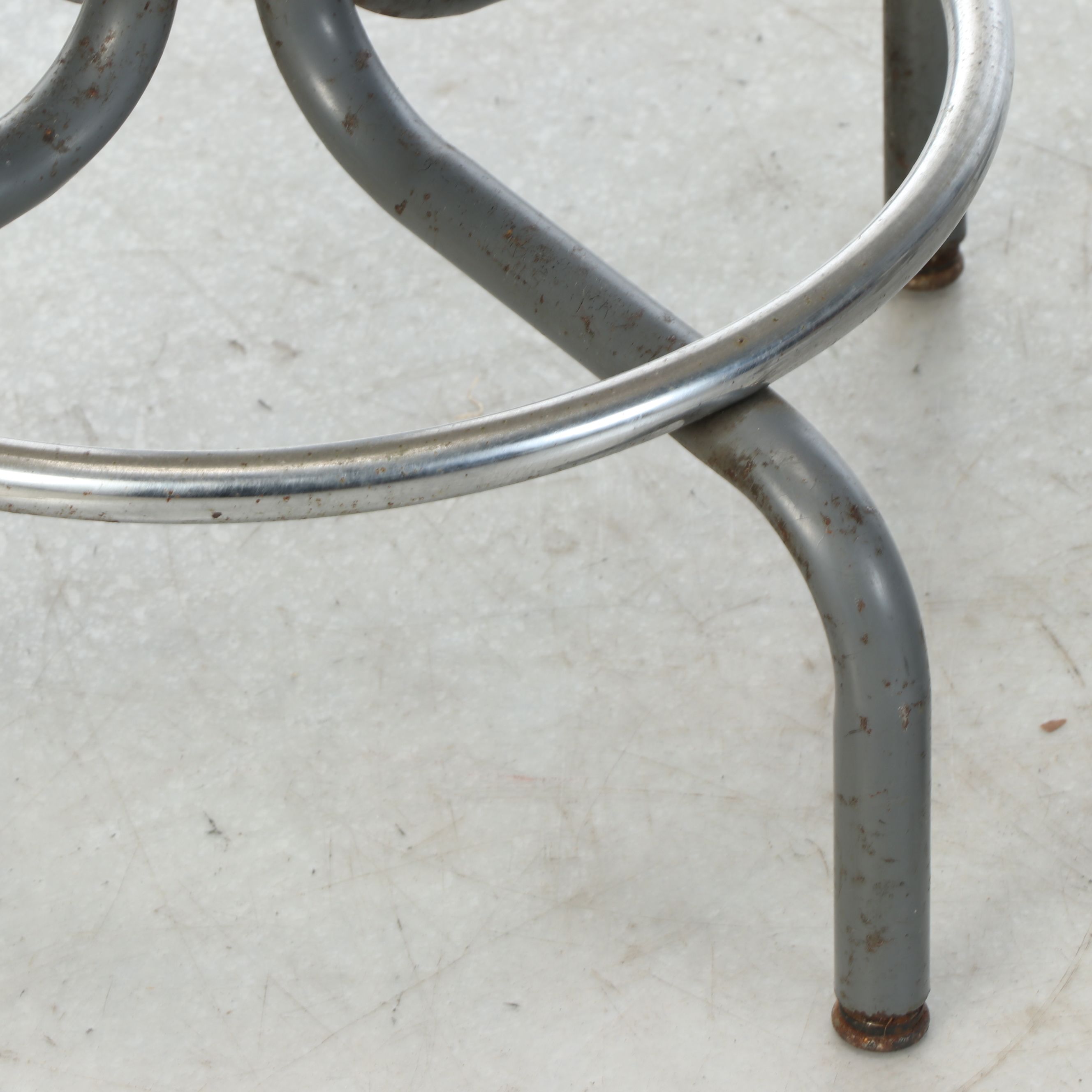 Steelcase Inc. Green Rolling Chair with Other Faux Leather Swivel Stool