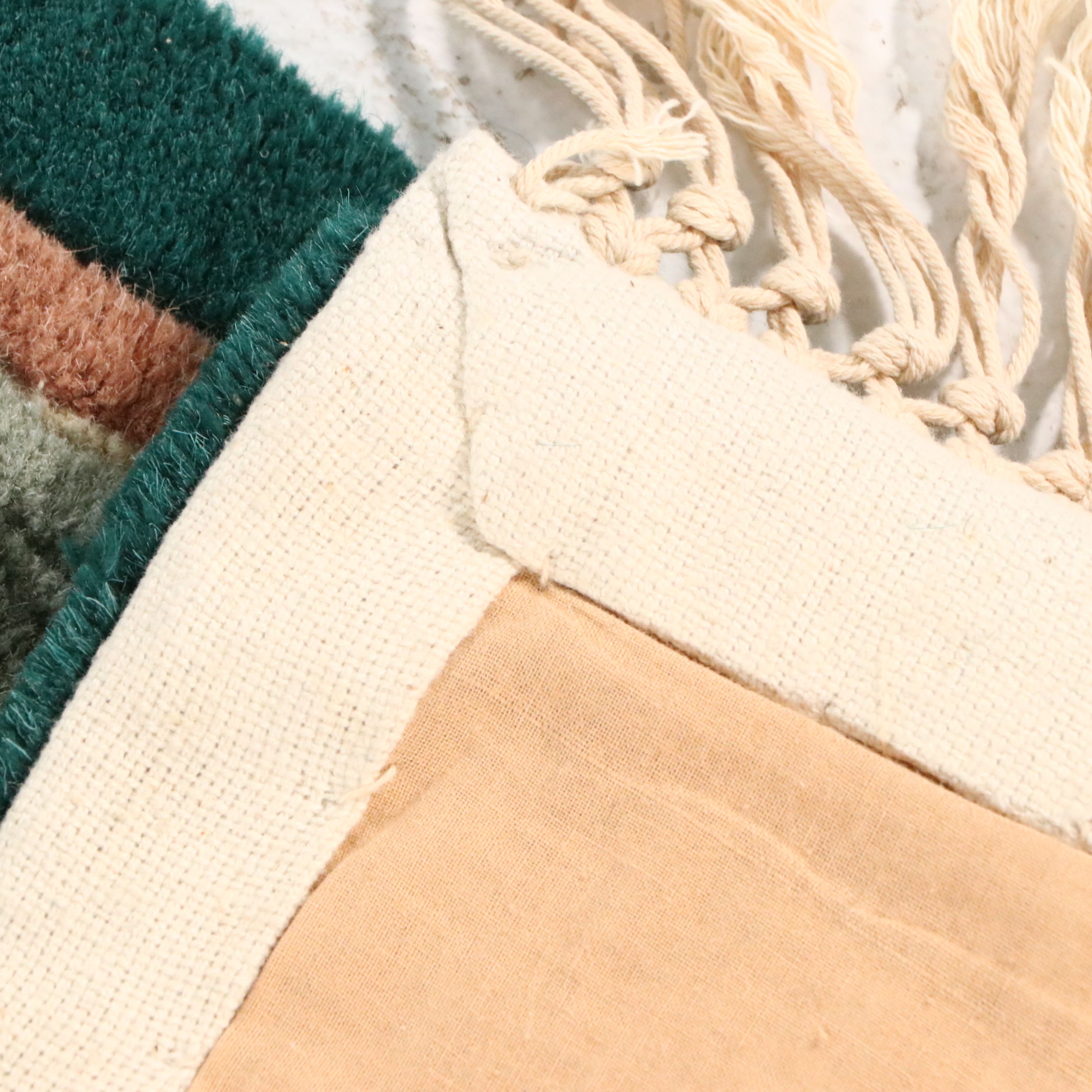 2'4 x 4'2 Hand-Tufted and Carved Sino-French Aubusson Style Accent Rug