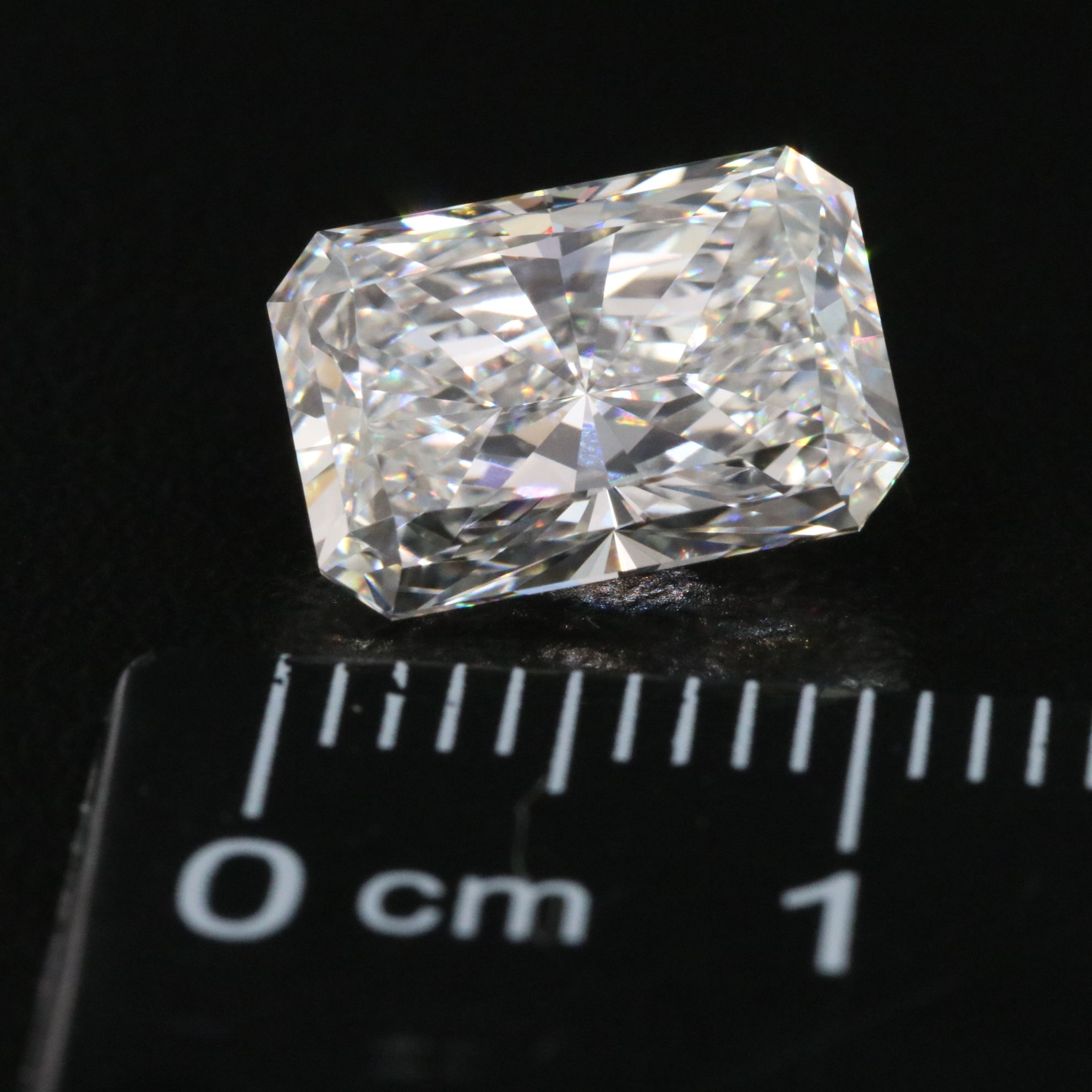 Loose 3.10 CT Lab Grown Diamond with IGI Report