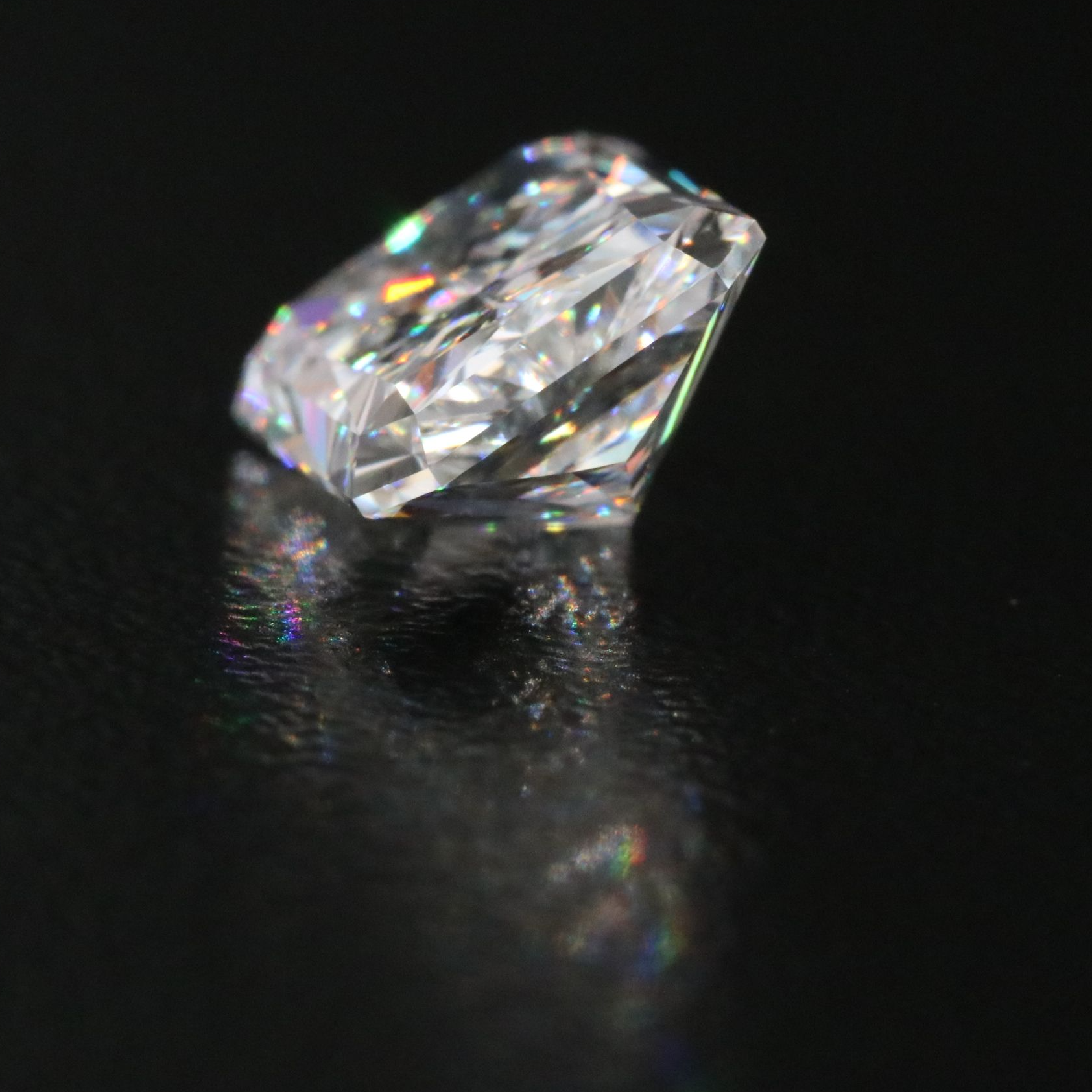 Loose 3.10 CT Lab Grown Diamond with IGI Report