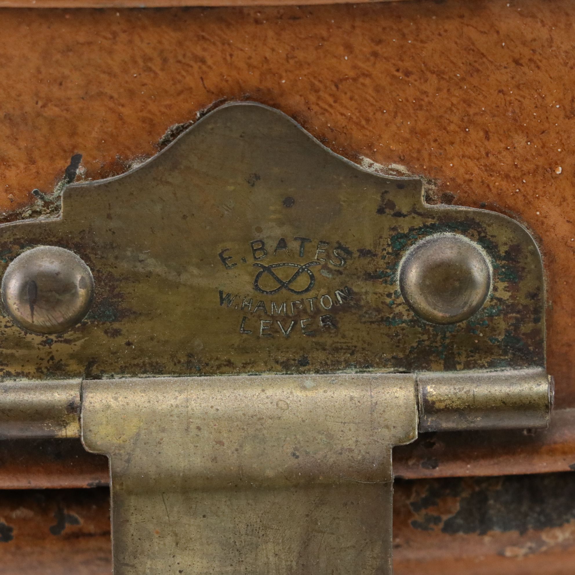 Metal Oval Hat Box, Late 19th/Early 20th Century