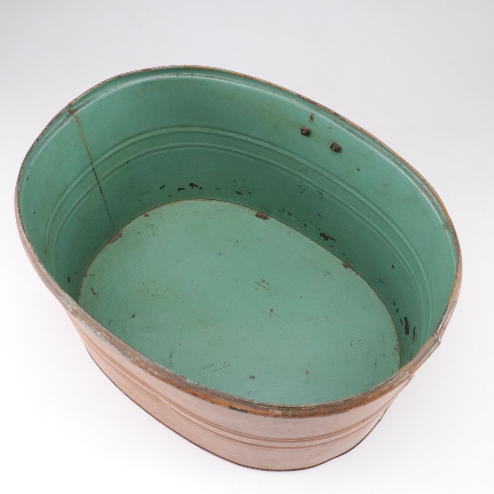 Metal Oval Hat Box, Late 19th/Early 20th Century