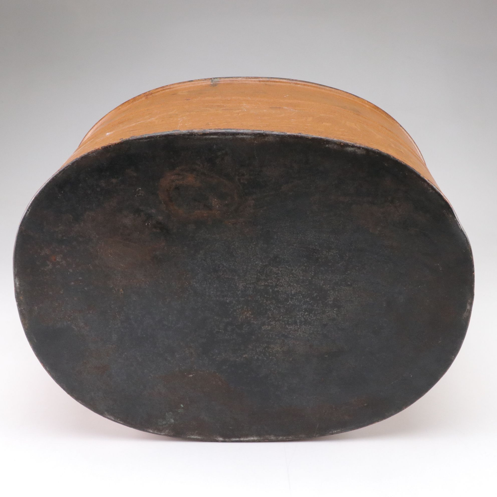 Metal Oval Hat Box, Late 19th/Early 20th Century