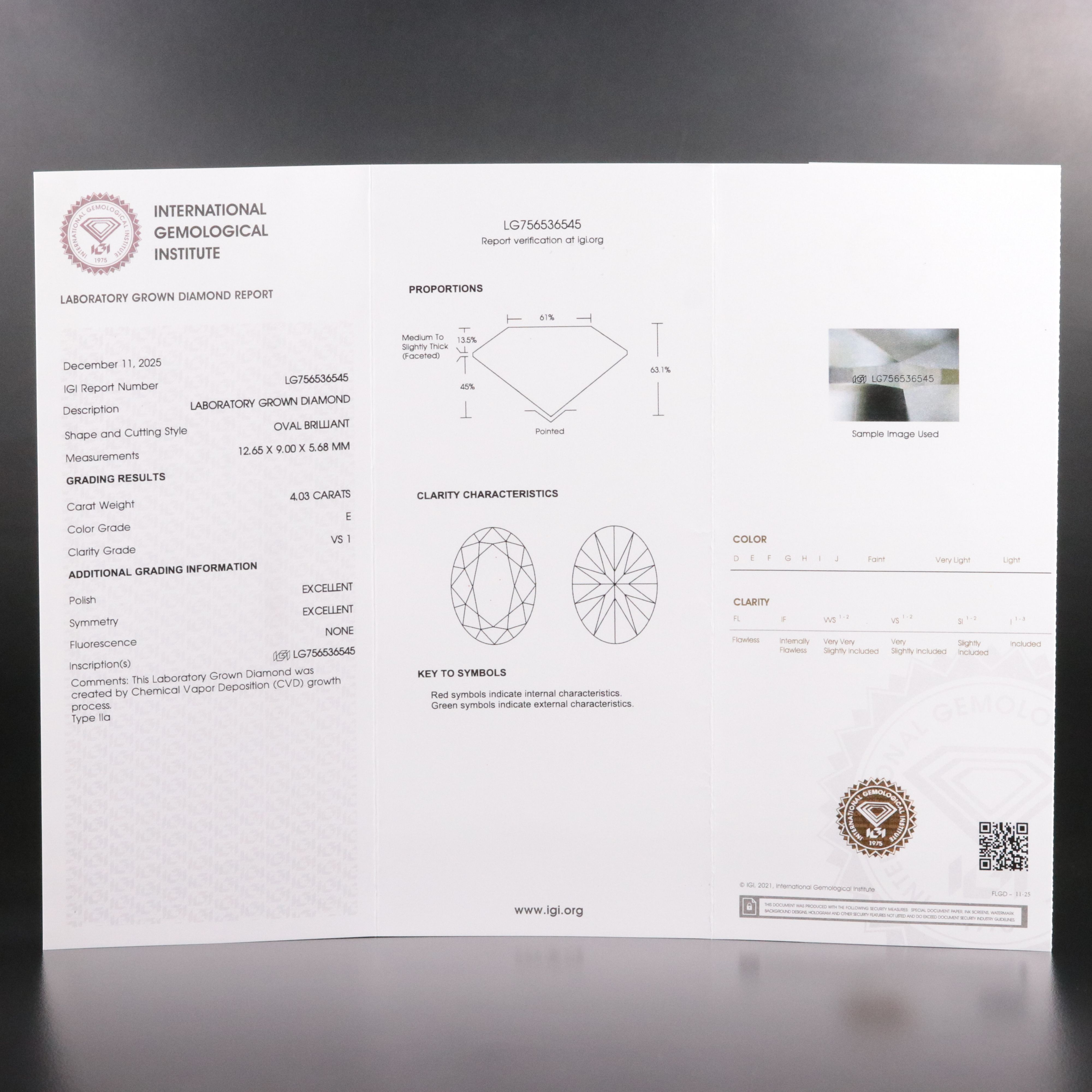 18K 4.03 CT Lab Grown Diamond Solitaire Ring with IGI Report