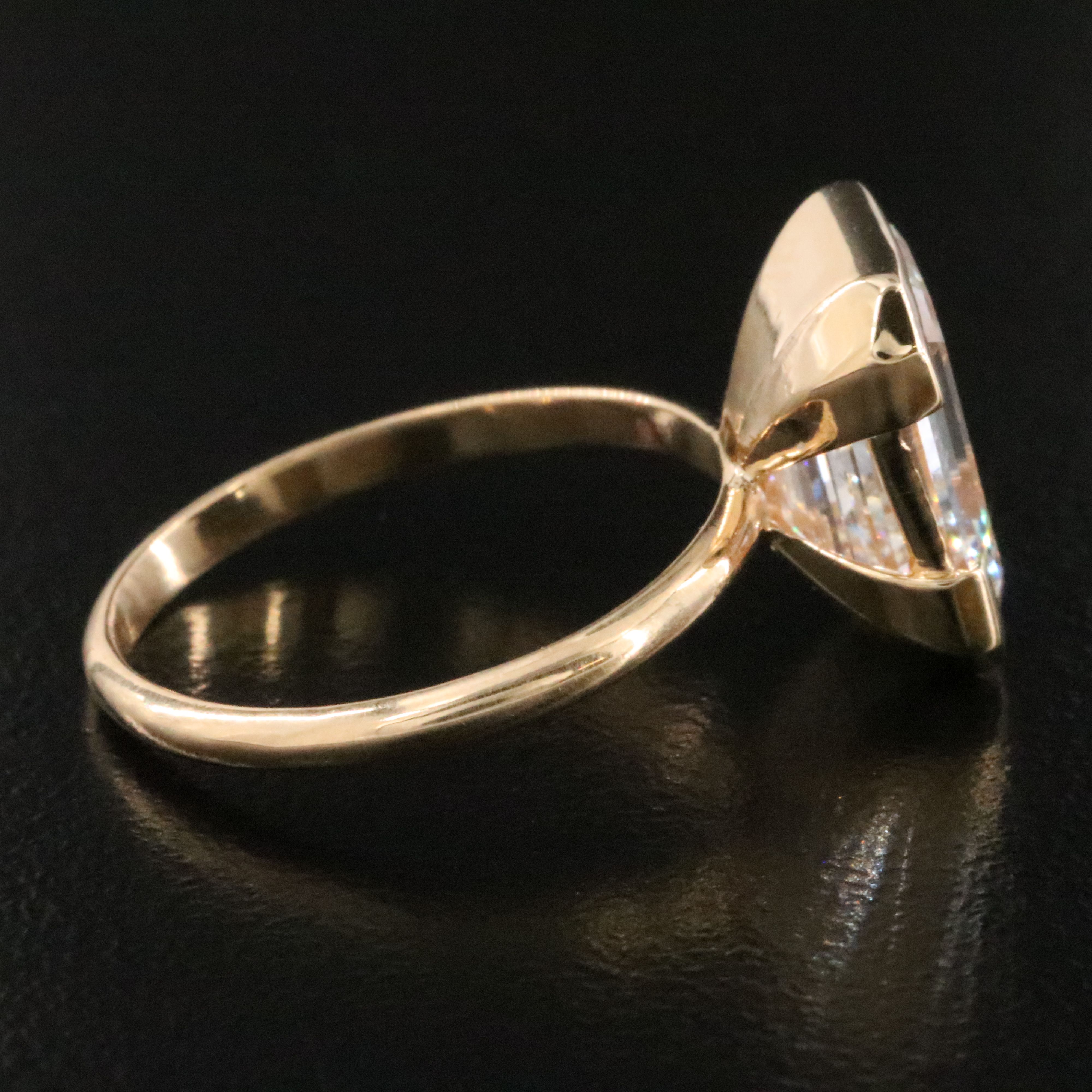 18K 4.59 CT Lab Grown Diamond Solitaire Ring with IGI Report