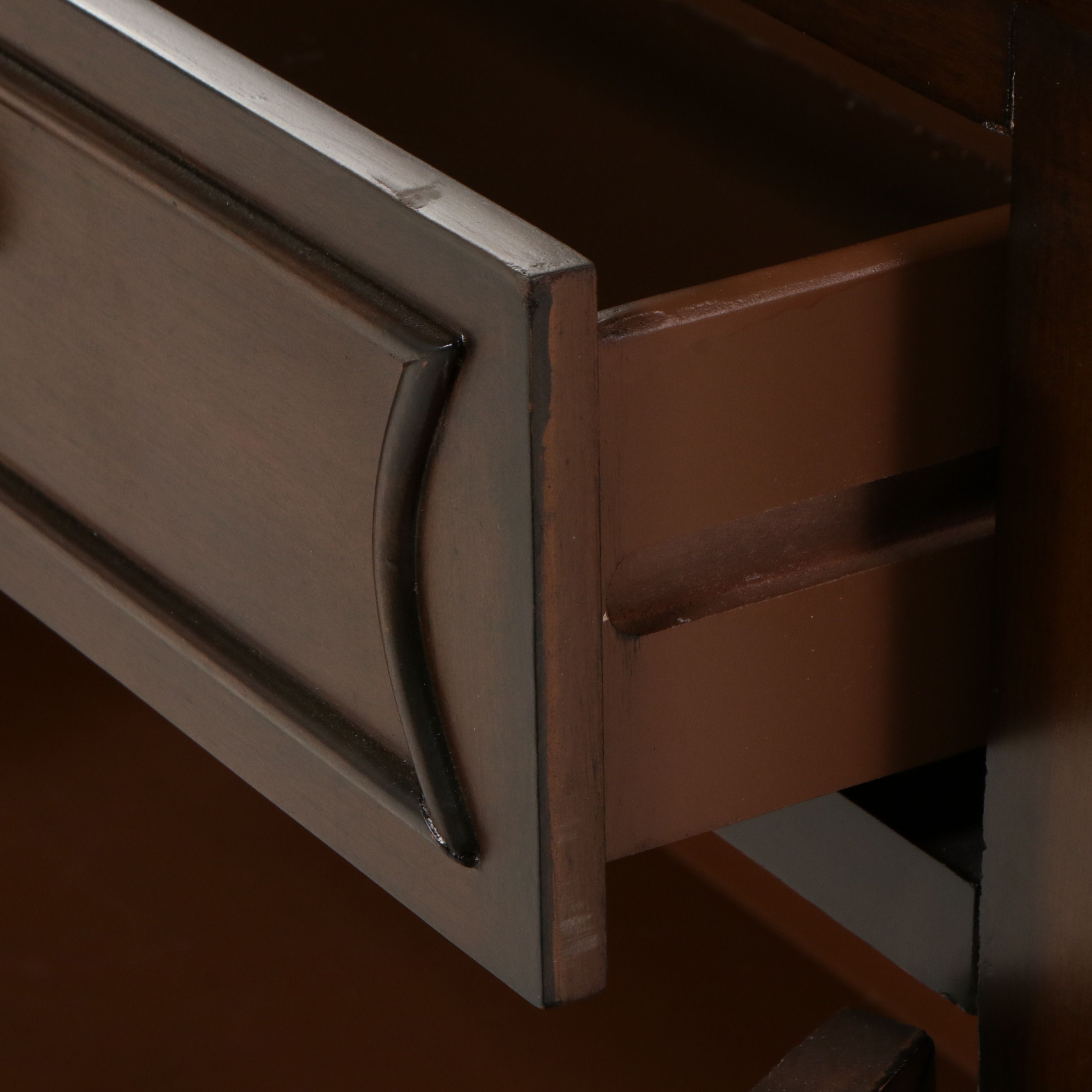 Contemporary Espresso Stained Scalloped Console Cabinet