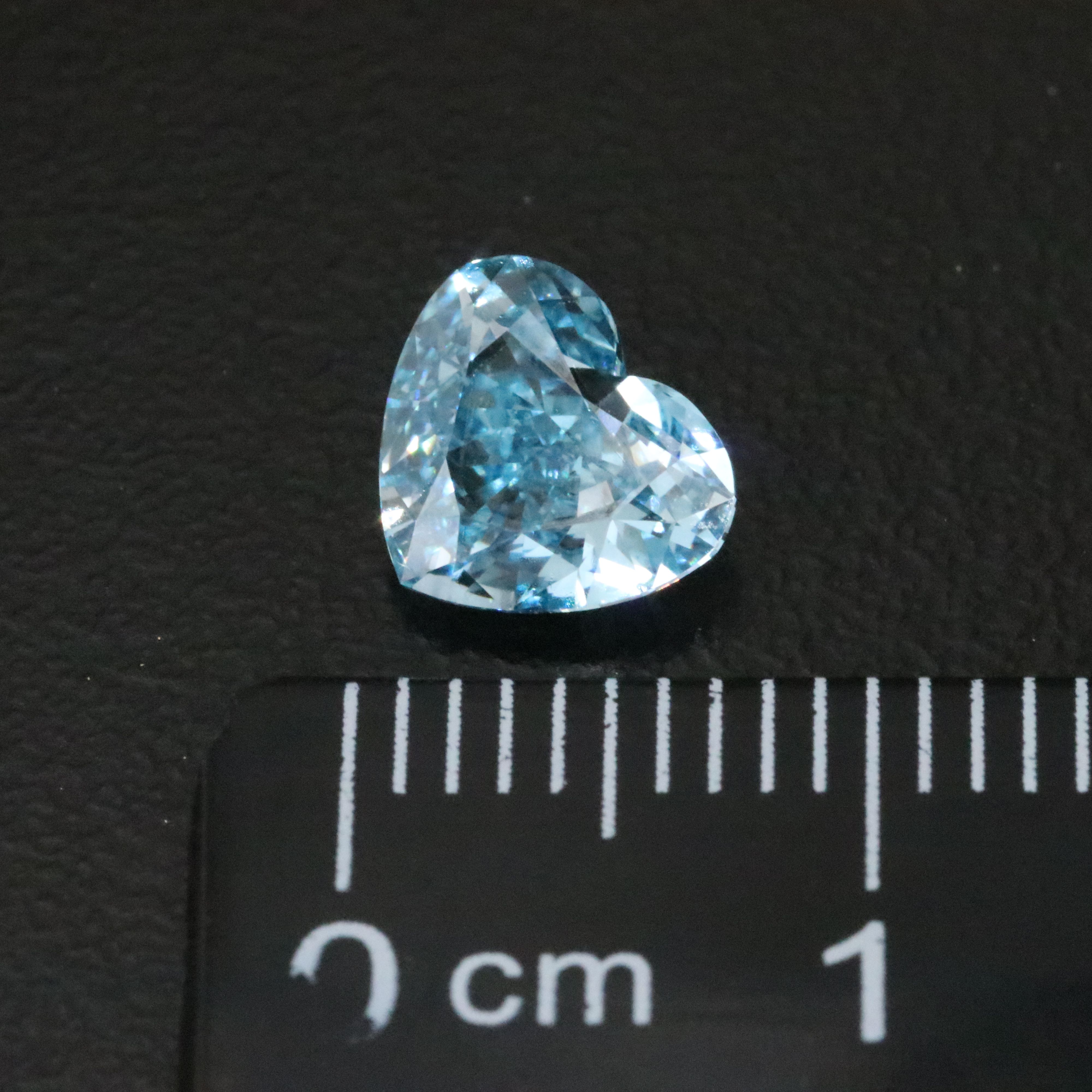 Loose 1.35 CT Lab Grown Fancy Vivid Blue Diamond with IGI Report
