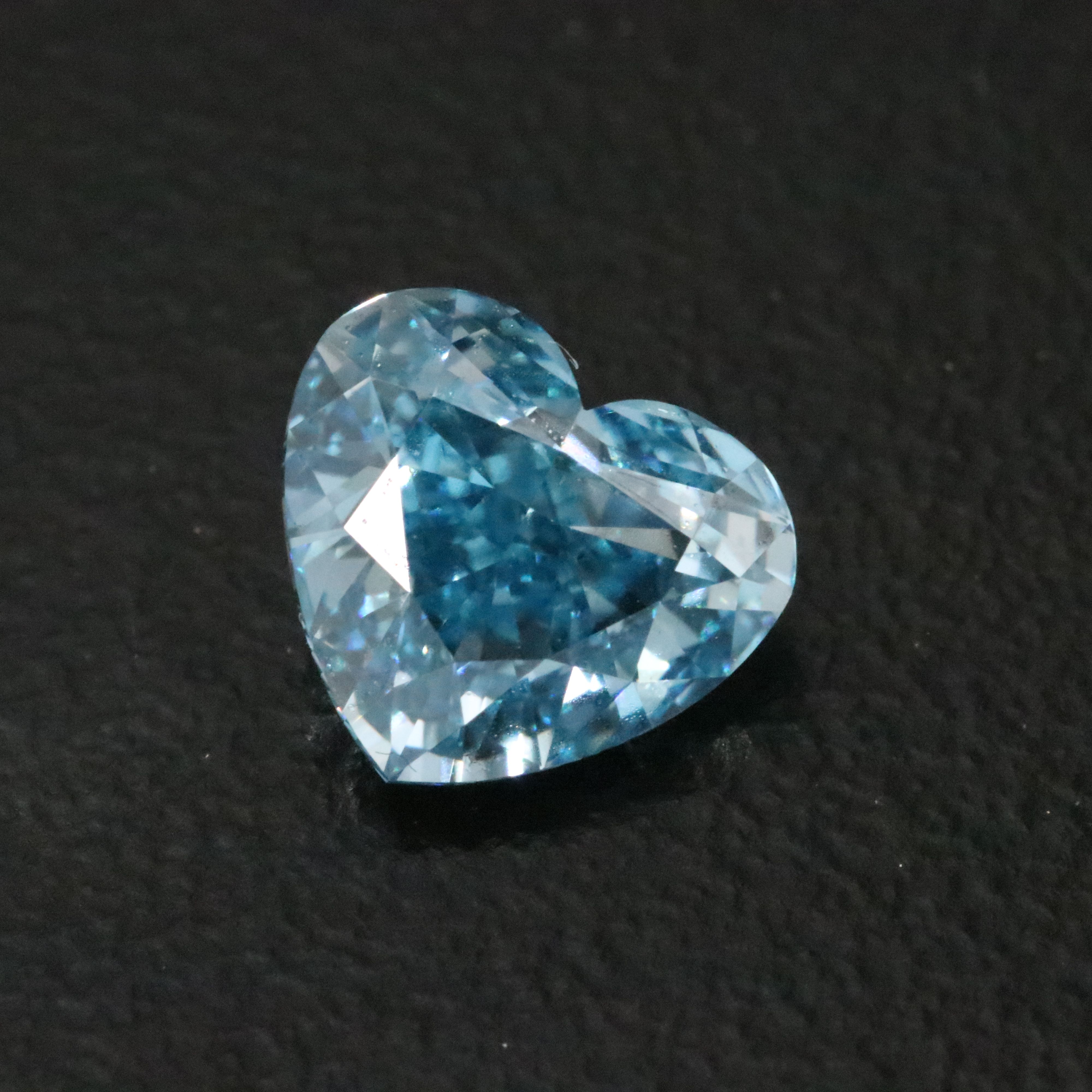 Loose 1.35 CT Lab Grown Fancy Vivid Blue Diamond with IGI Report
