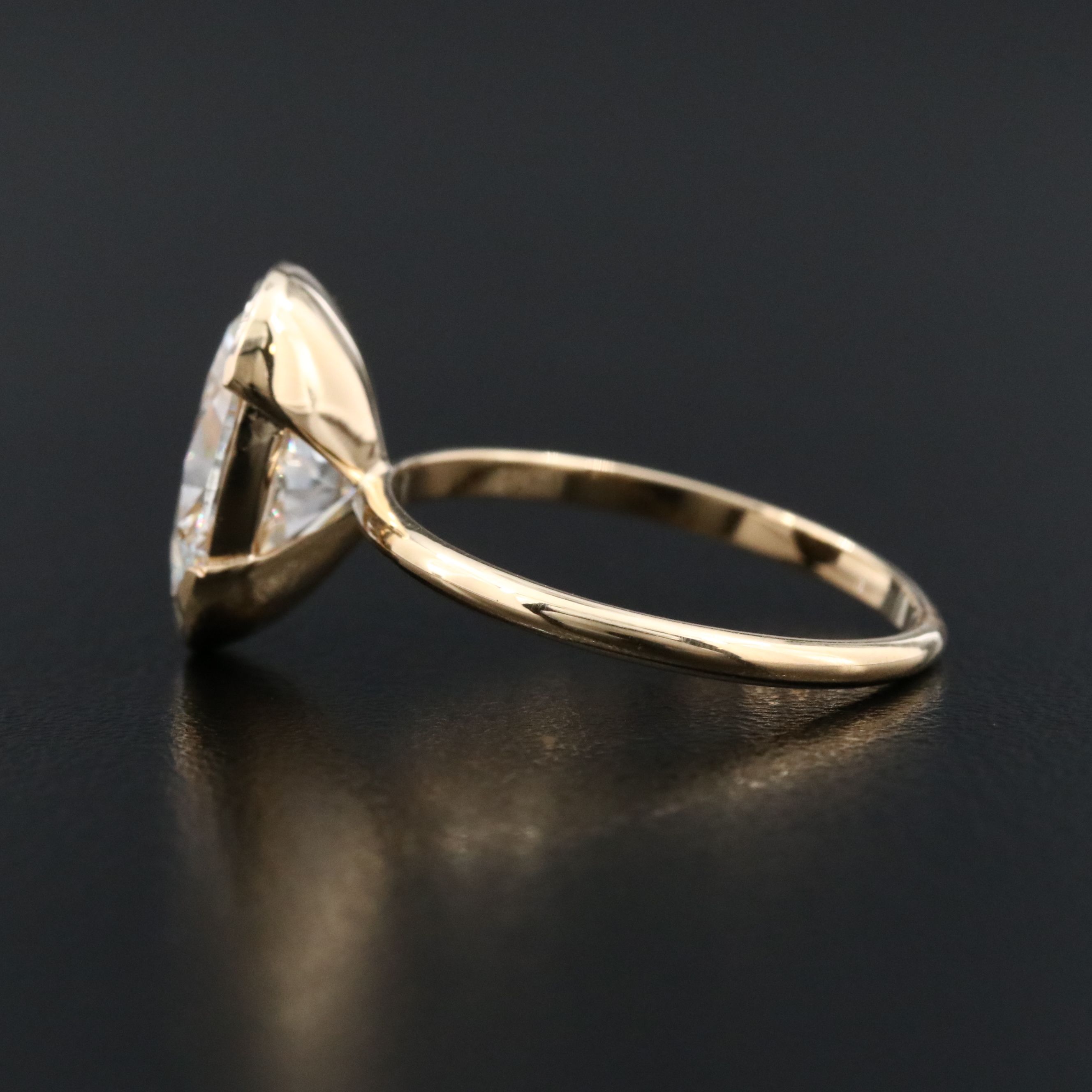 18K 2.99 CT Lab Grown Diamond Solitaire Ring with IGI Report