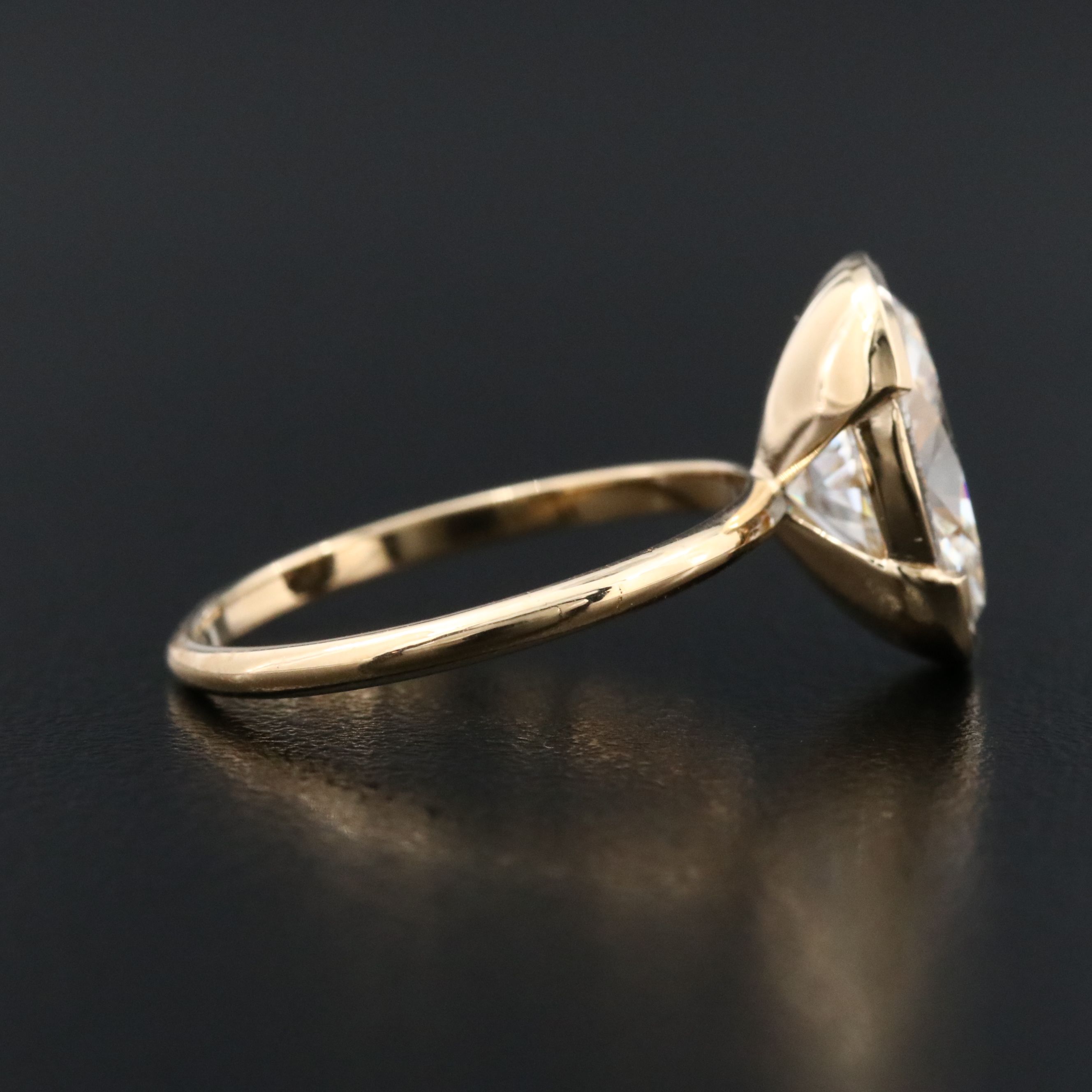 18K 2.99 CT Lab Grown Diamond Solitaire Ring with IGI Report