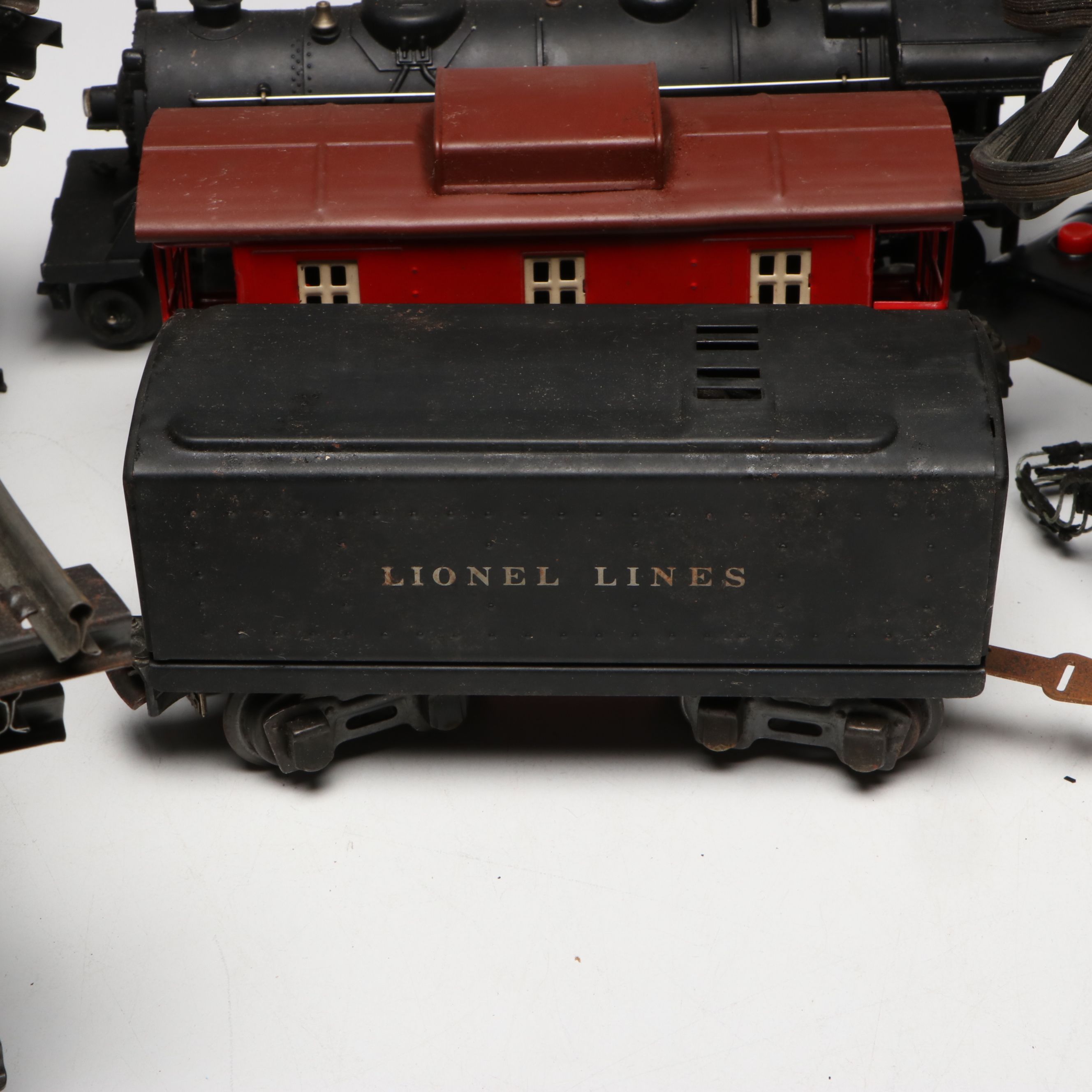 Lionel O-Scale Steam Locomotive with Train Cars and Other Accessories