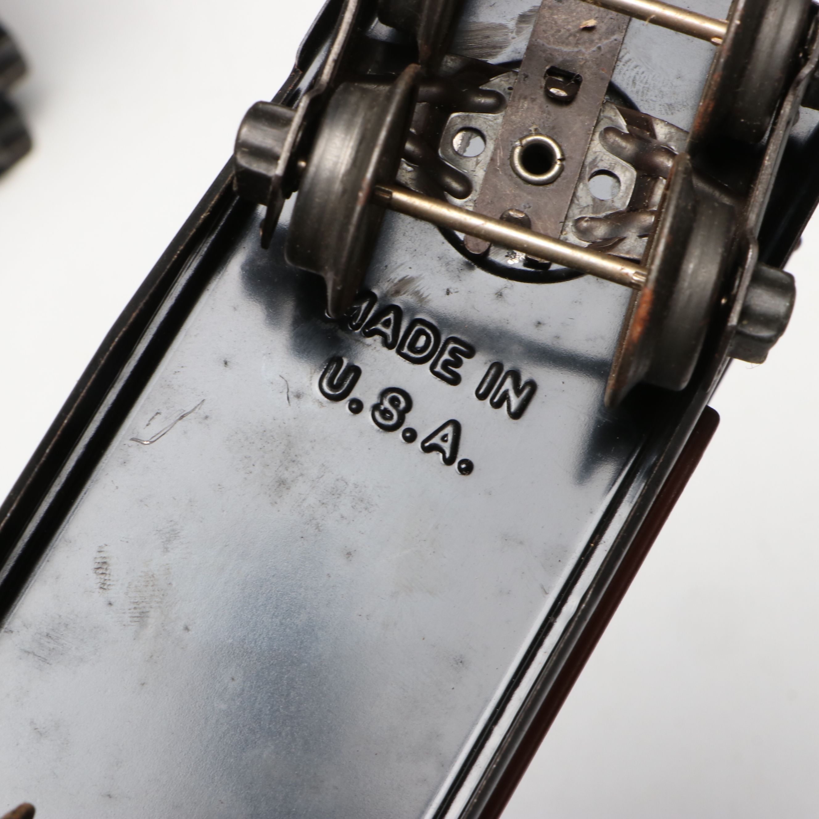 Lionel O-Scale Steam Locomotive with Train Cars and Other Accessories