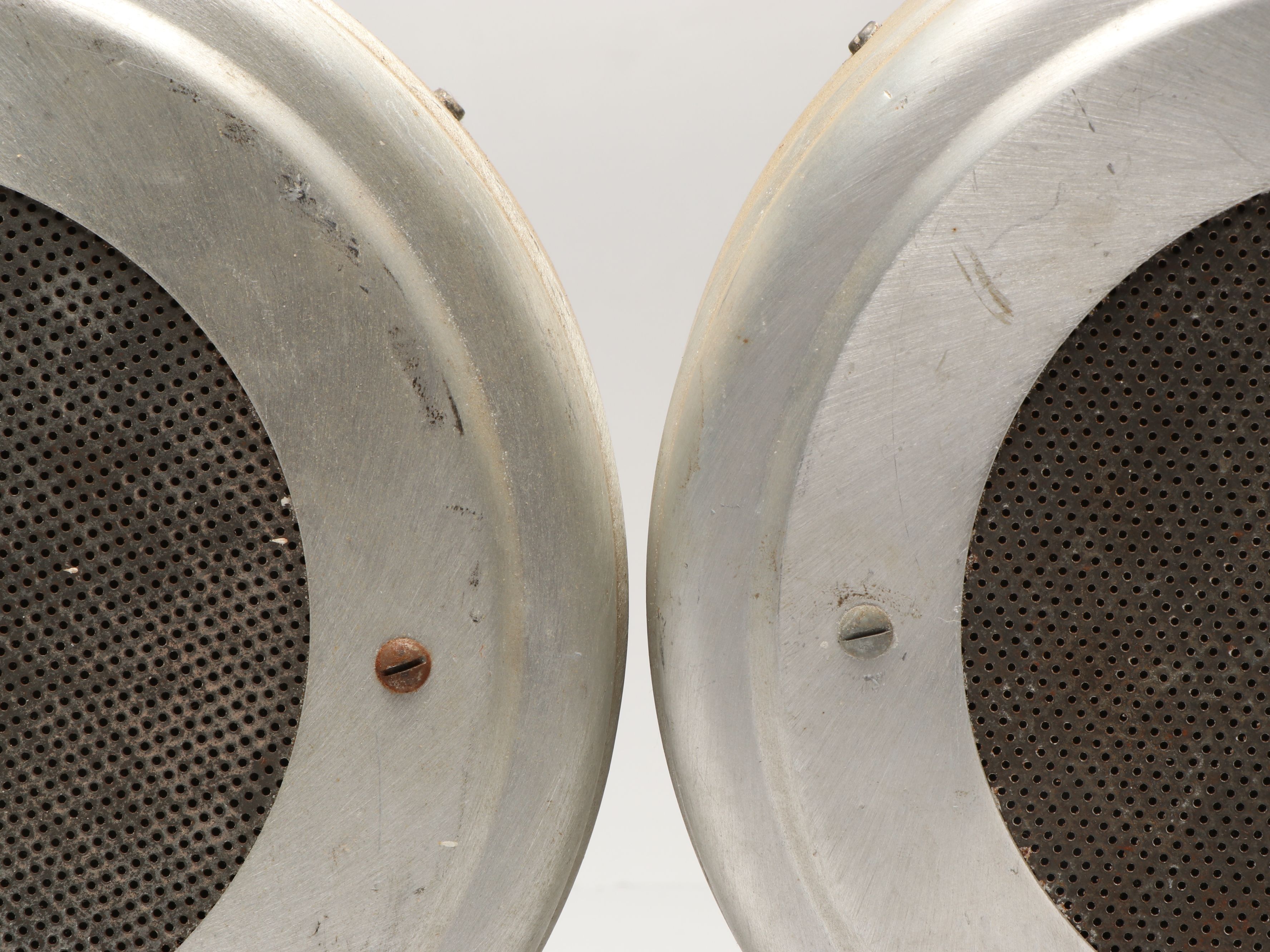 Aluminum Bi-Directional Baffle PA Speakers