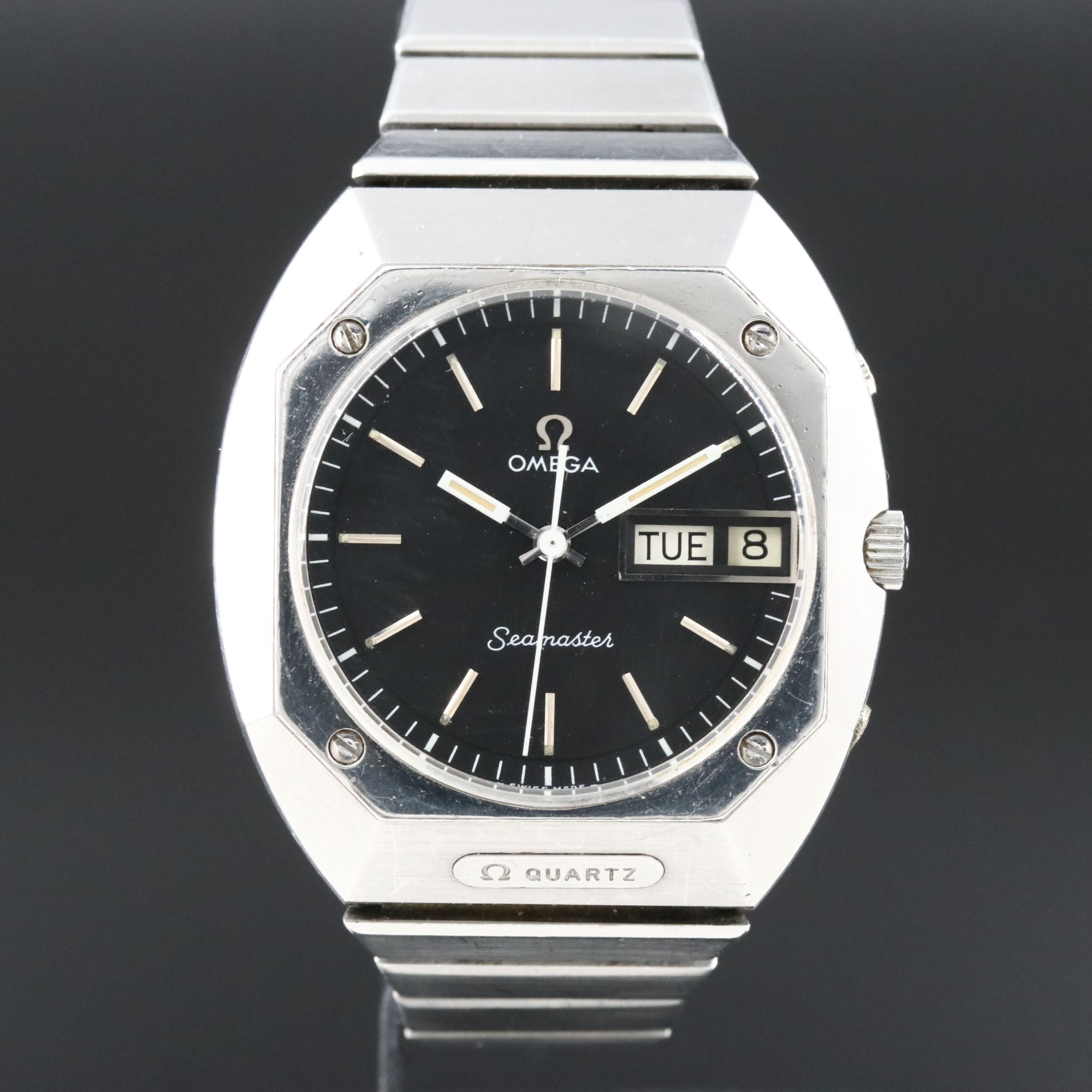 Omega Seamaster Mariner Steel Day - Date Quartz Watch Model 196.0054