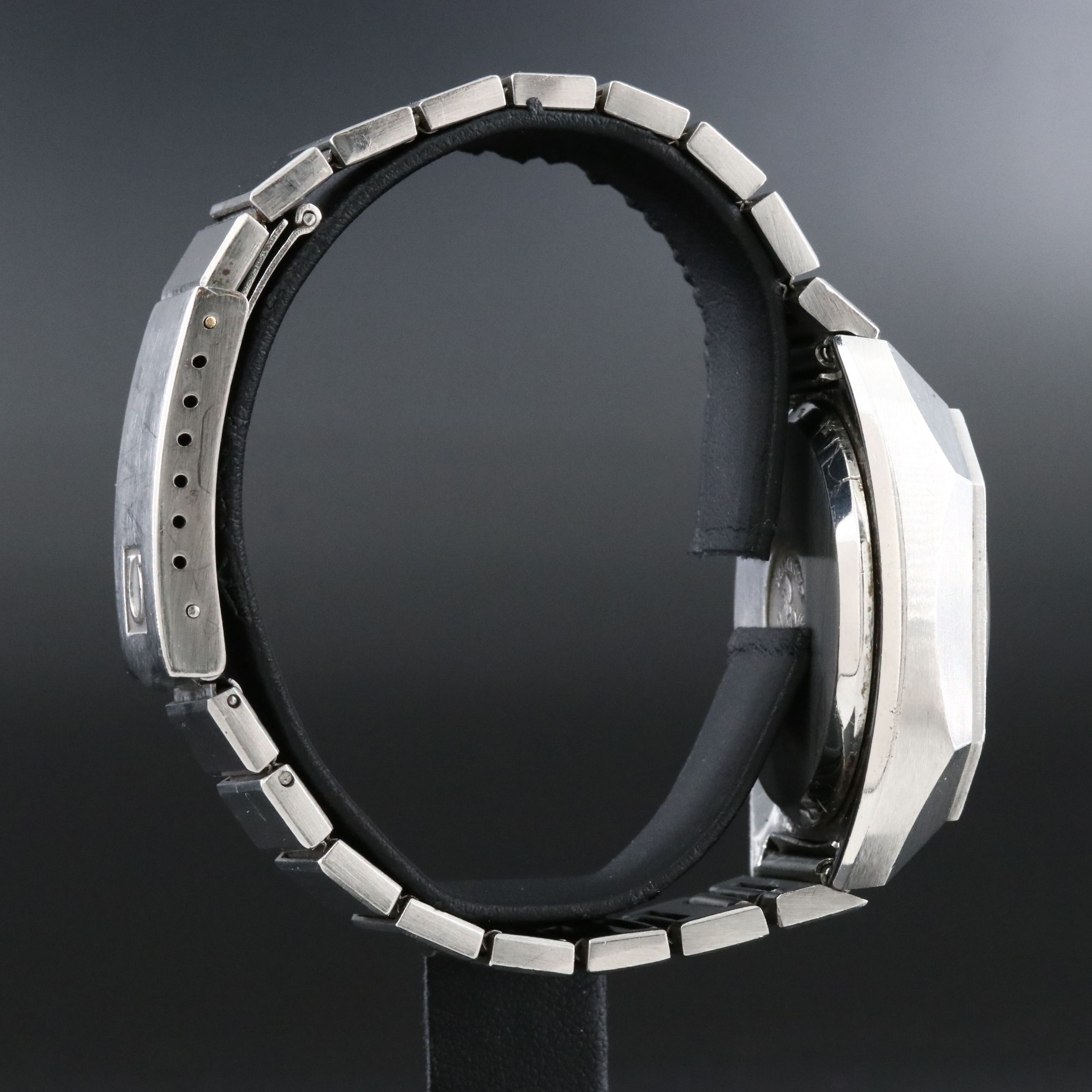 Omega Seamaster Mariner Steel Day - Date Quartz Watch Model 196.0054