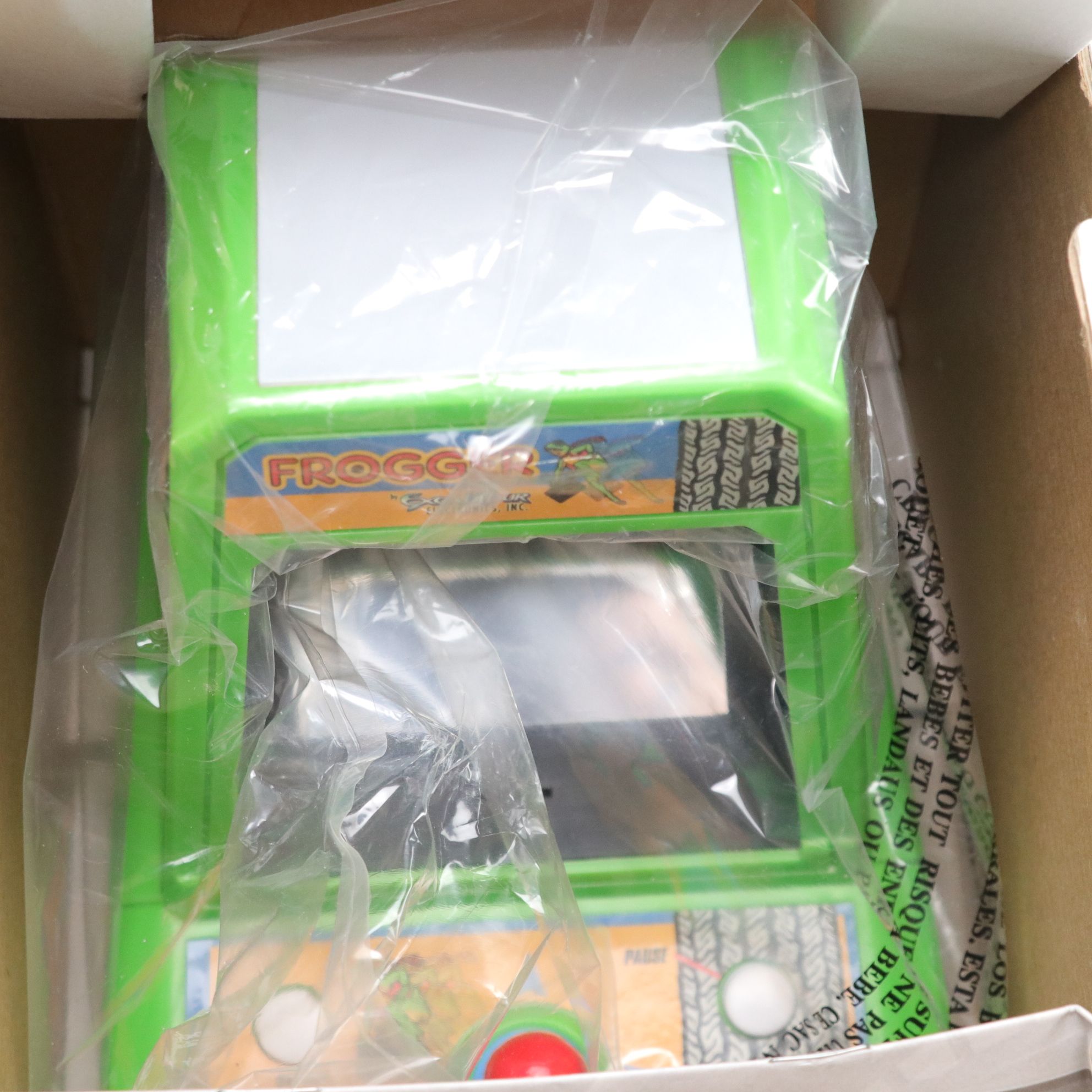 Arcade Hit Classic "Frogger" and "Space Invaders" Tabletop Arcade Games