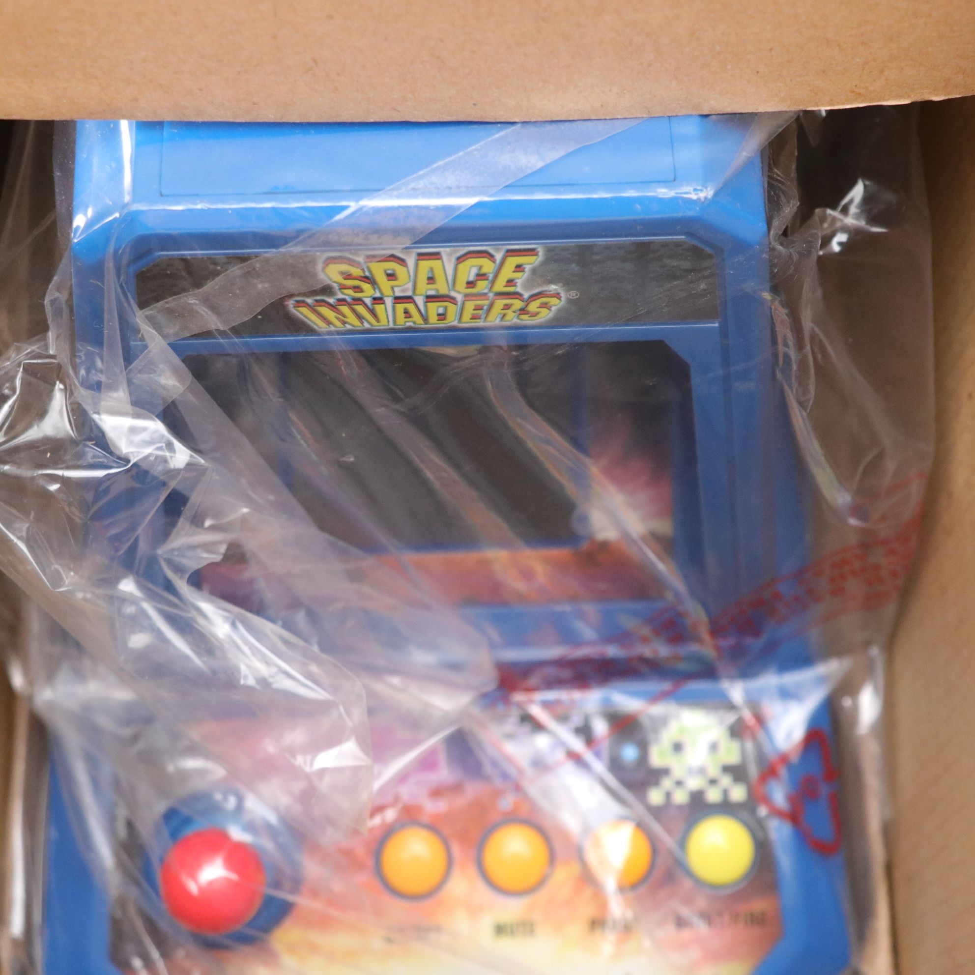 Arcade Hit Classic "Frogger" and "Space Invaders" Tabletop Arcade Games