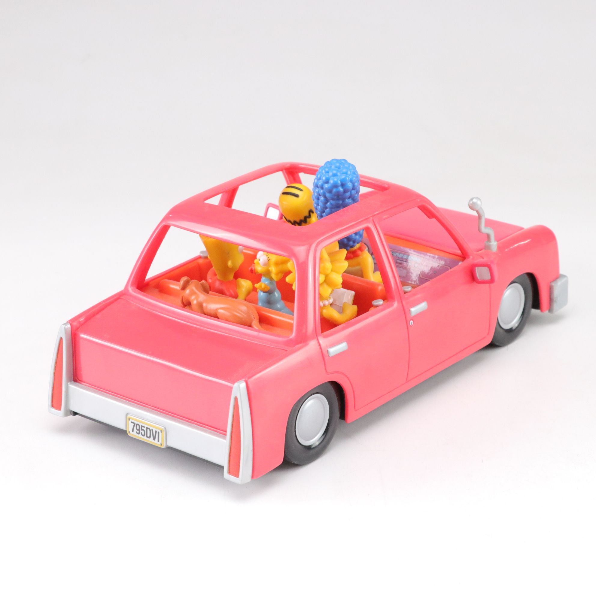 The Simpsons "World of Springfield" Interactive Figures and Sedan Set