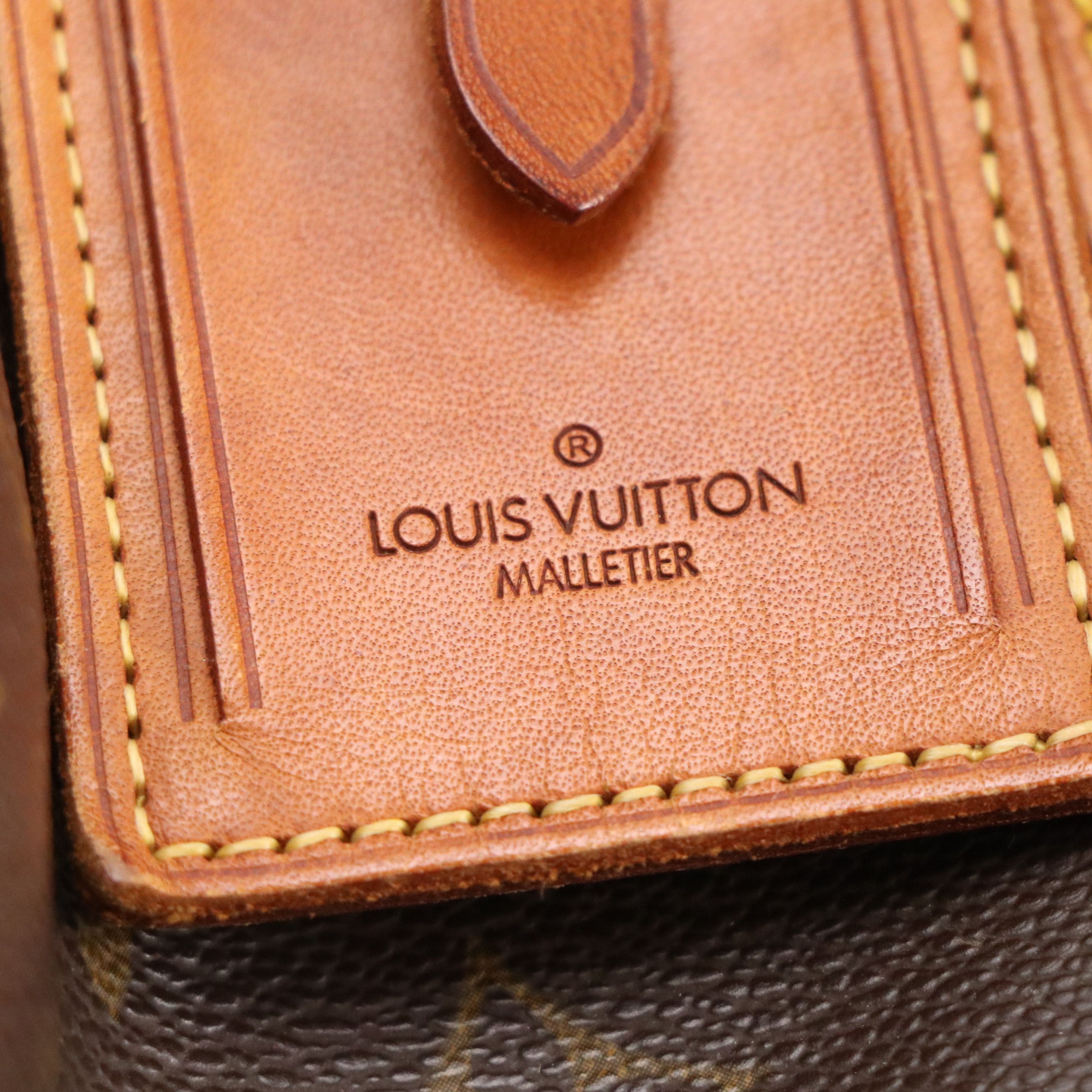 Louis Vuitton Keepall 50 Bandoulière Bag in Monogram Canvas and Vachetta Leather
