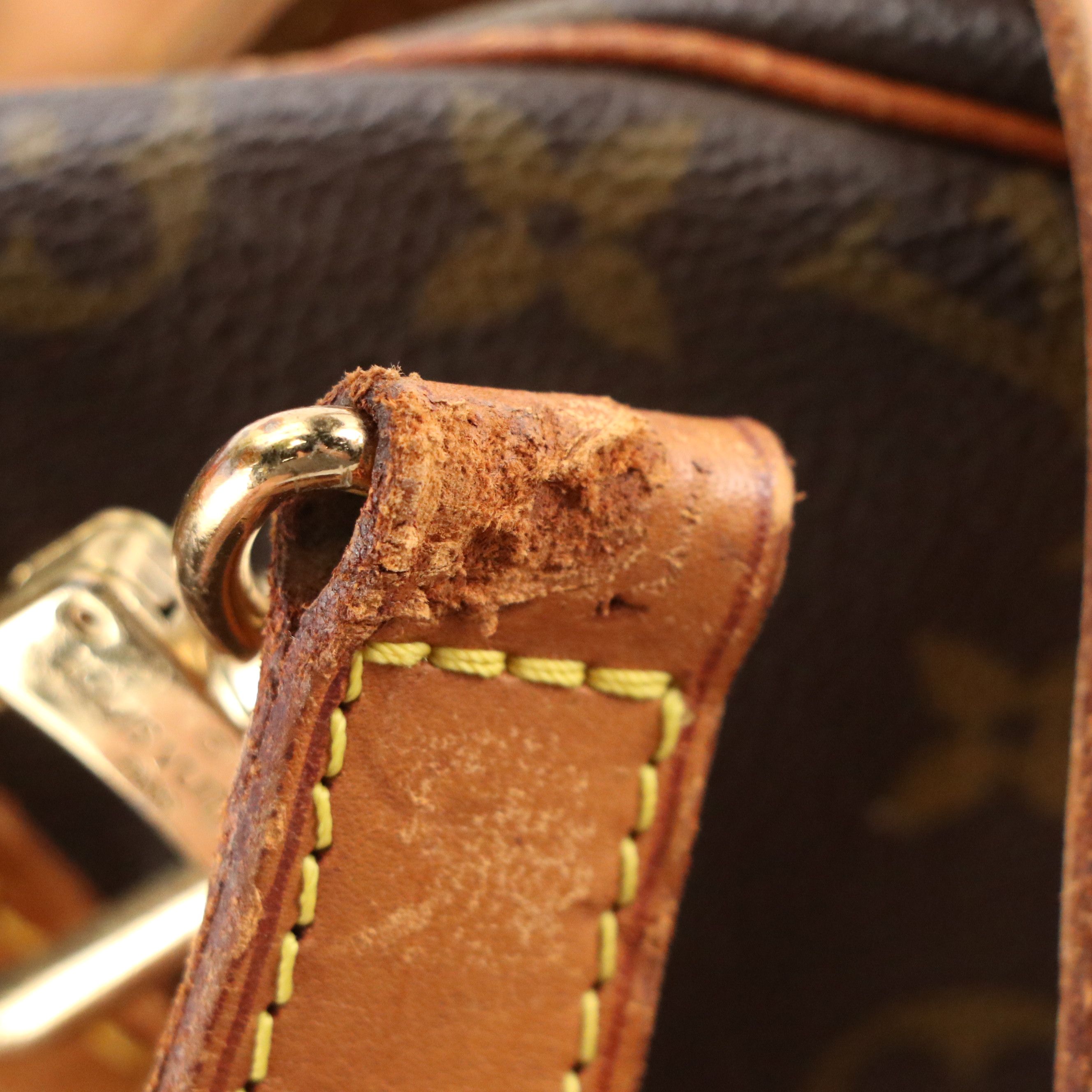 Louis Vuitton Keepall 50 Bandoulière Bag in Monogram Canvas and Vachetta Leather