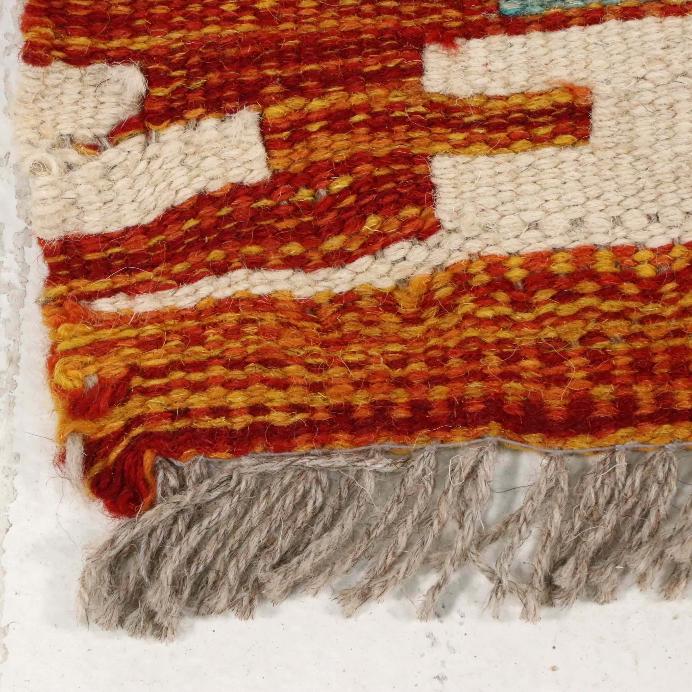 2'8 x 15'7 Handwoven Pakistani Kilim Carpet Runner