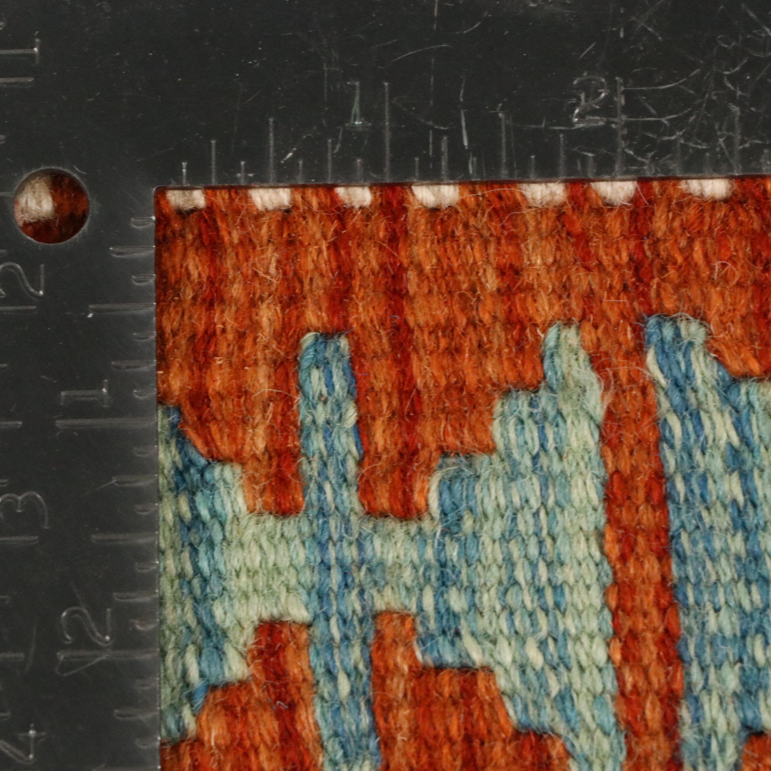 2'8 x 15'7 Handwoven Pakistani Kilim Carpet Runner