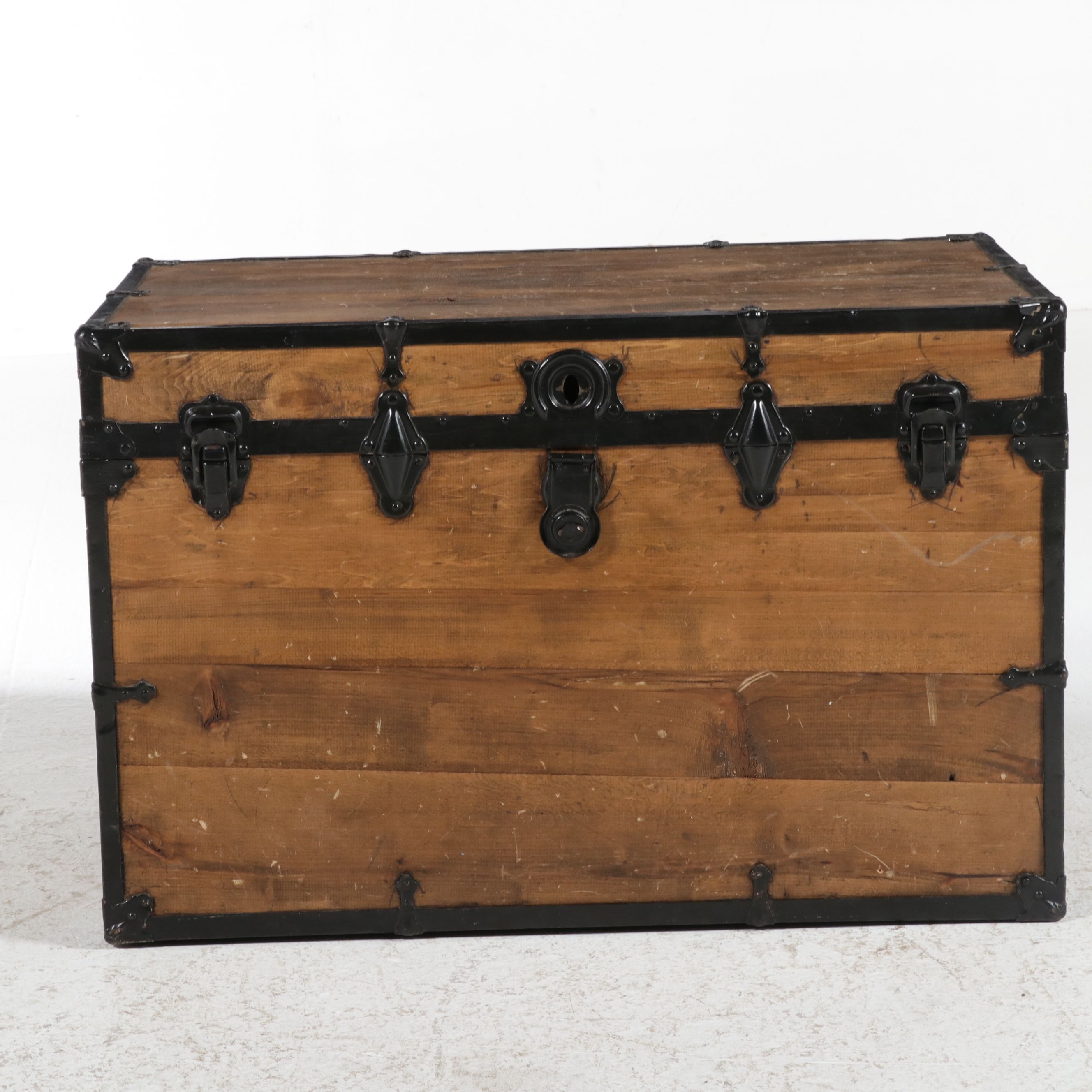 American Flat-Top Pine Steamer Trunk, Late 19th Century