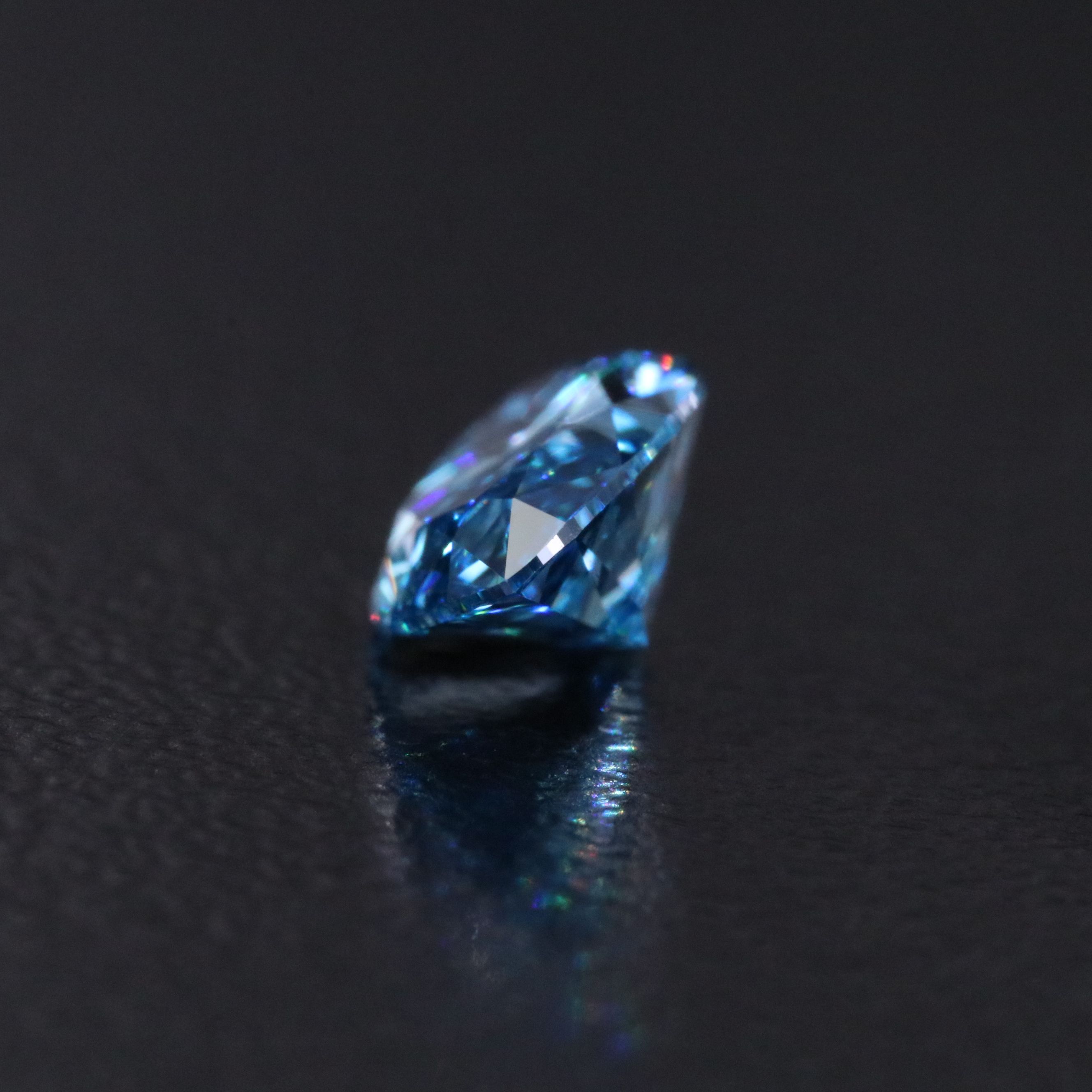 Loose 1.10 CT Lab Grown Diamond with IGI Report