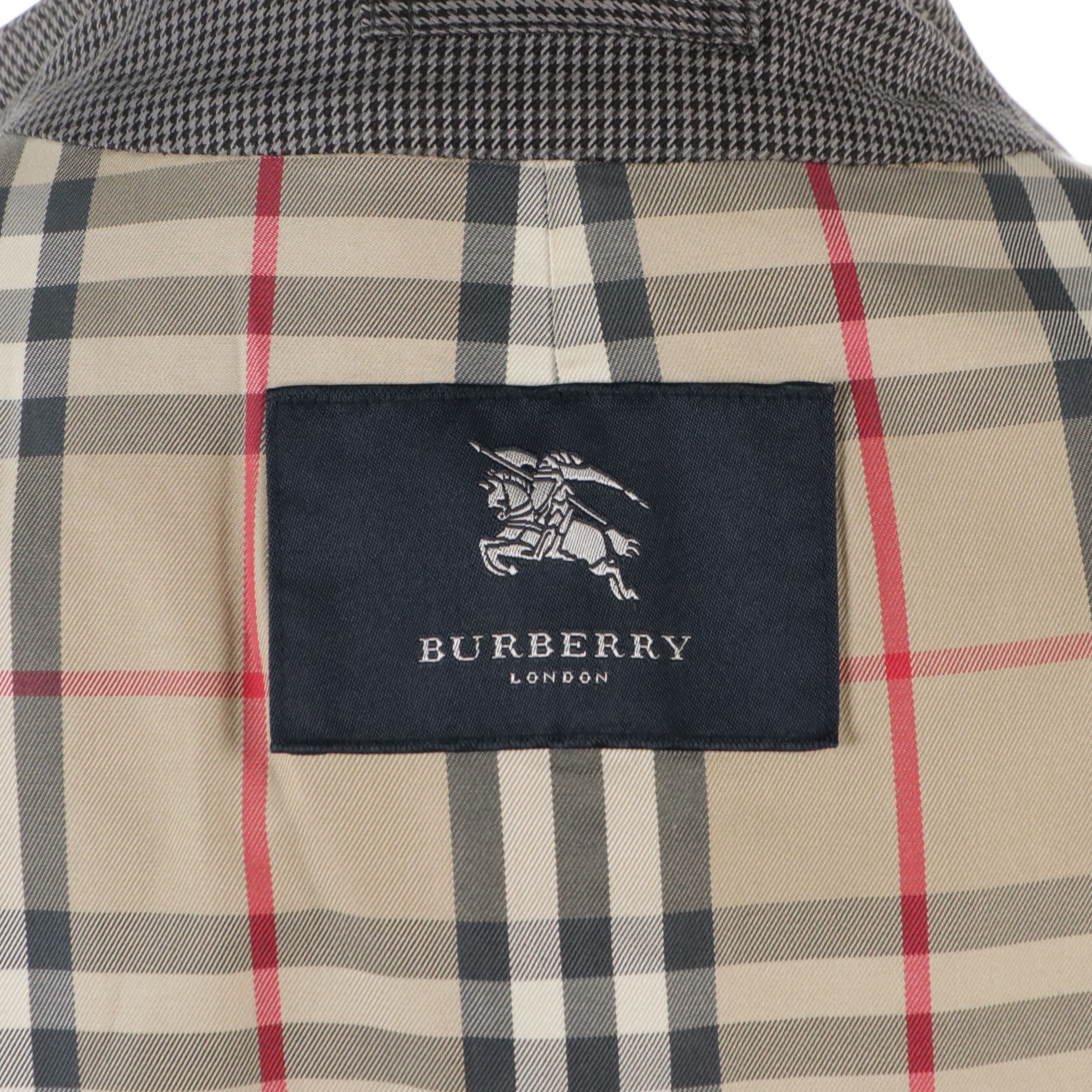 Men's Burberry Houndstooth Cotton Short Trench Coat with Hidden Button Placket