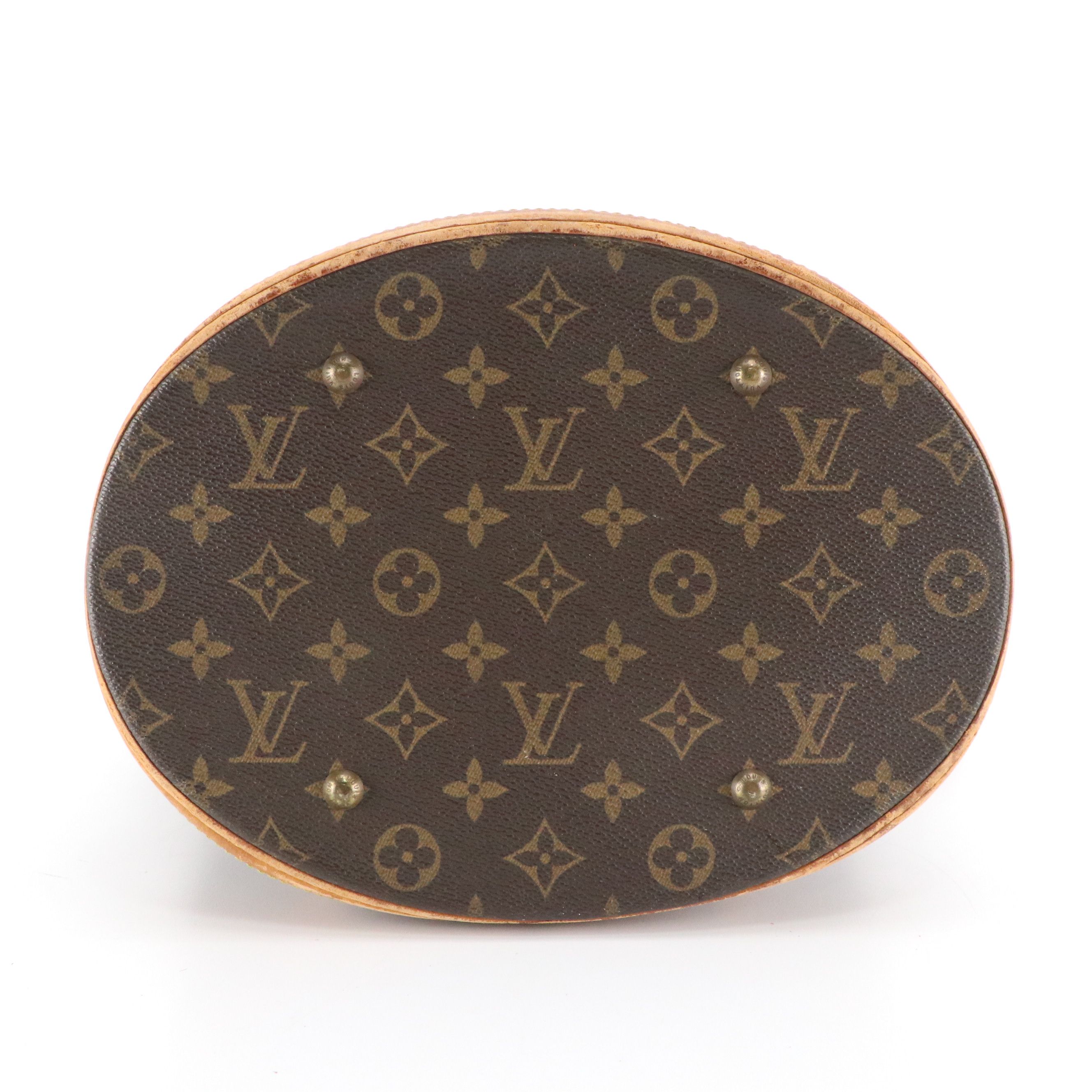 Louis Vuitton Bucket Bag GM in Monogram Canvas and Vachetta Leather