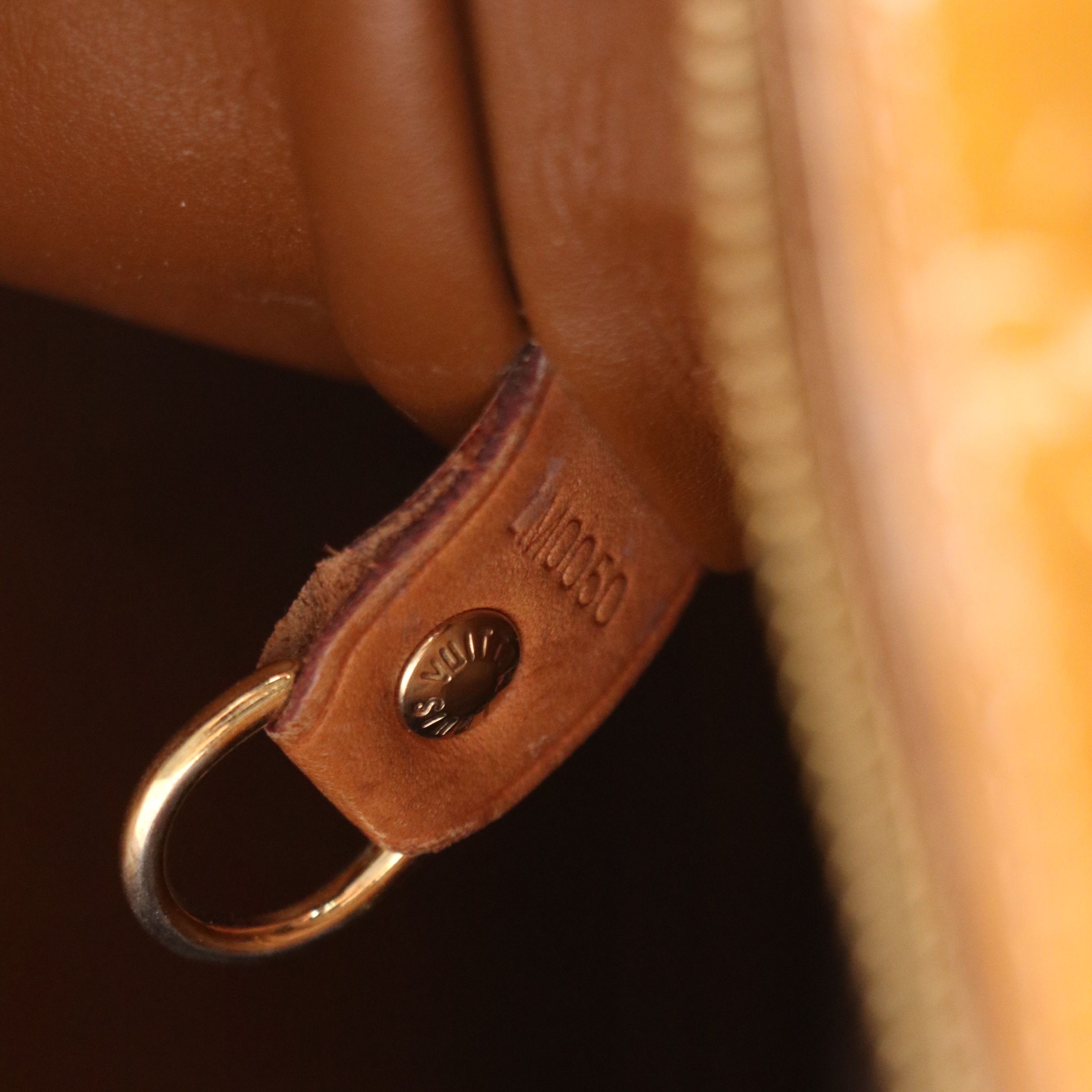 Louis Vuitton Houston Shoulder Bag in Bronze Monogram Vernis Leather