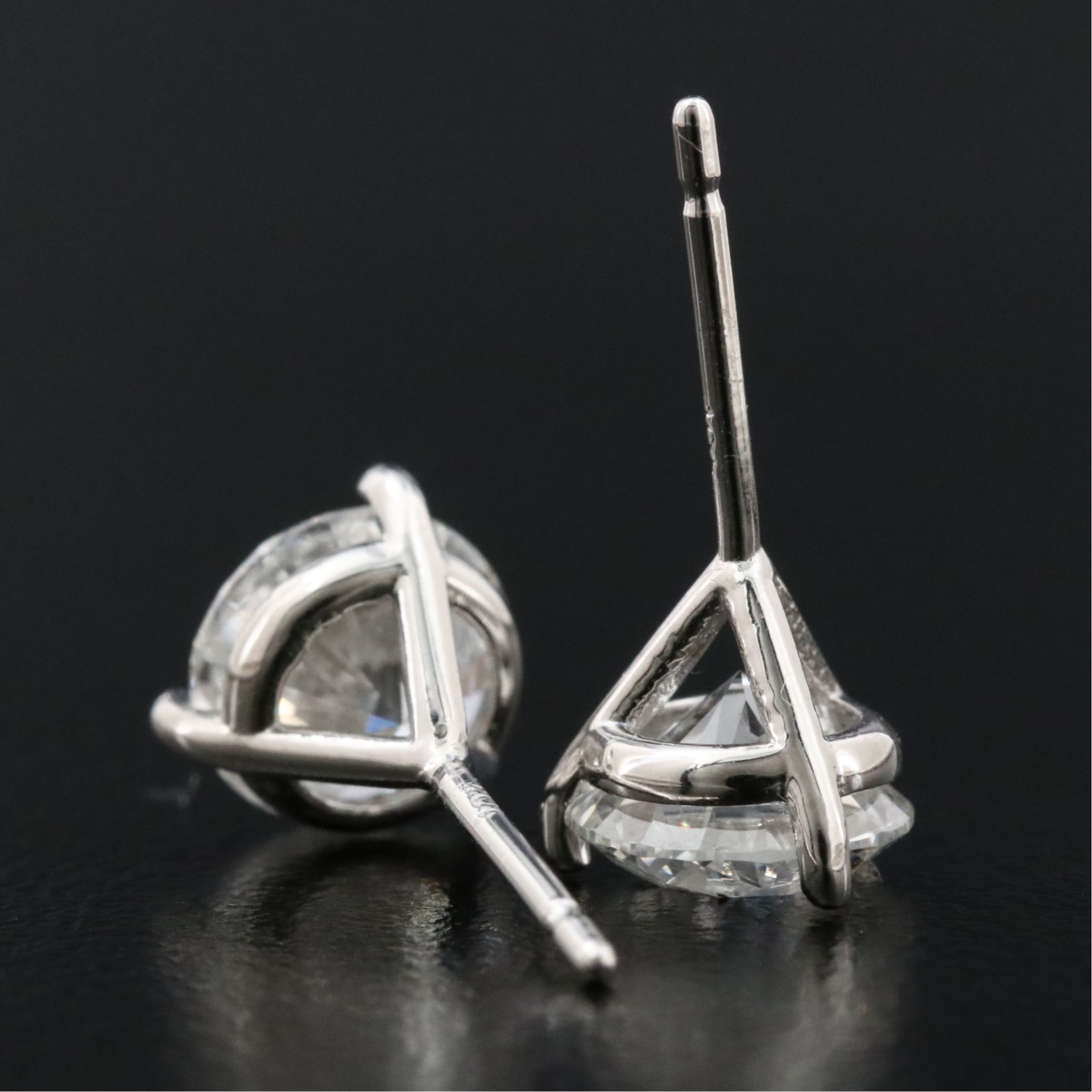 10K 2.00 CTW Lab Grown Diamond Stud Earrings