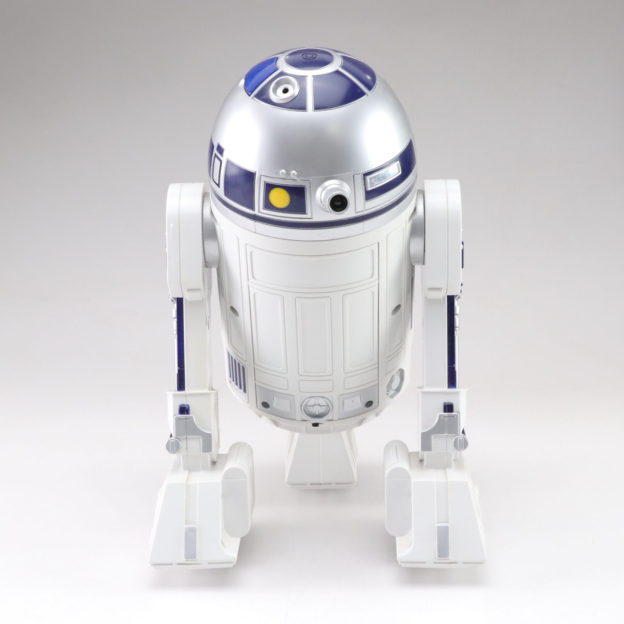 Hasbro Star Wars Interactive Astromech Droid R2-D2