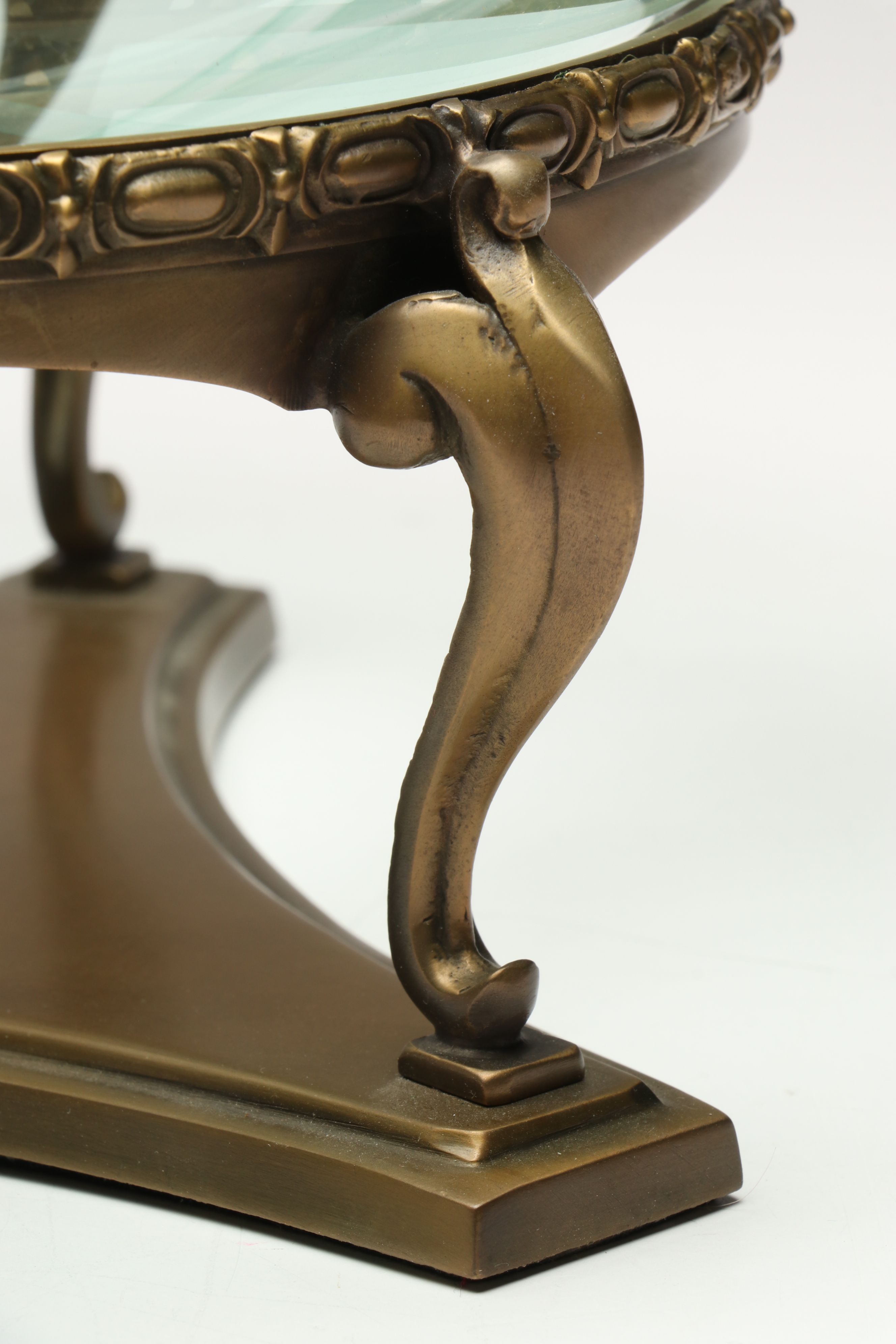 Schlanser Design Greek Key Pedestal Bowl with Gilt Porcelain Centerpiece Bowl