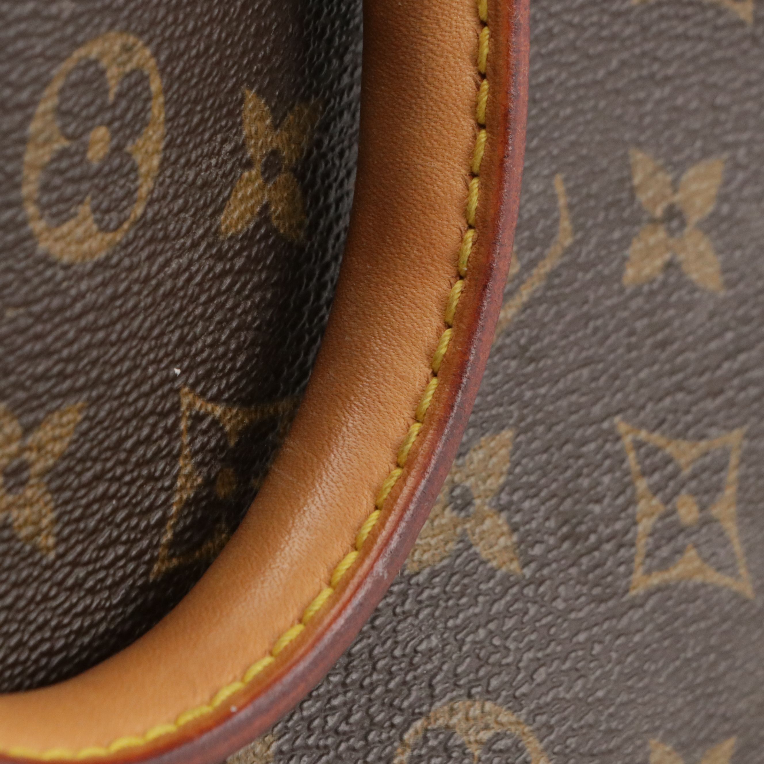 Louis Vuitton Deauville Handbag in Monogram Canvas and Vachetta Leather