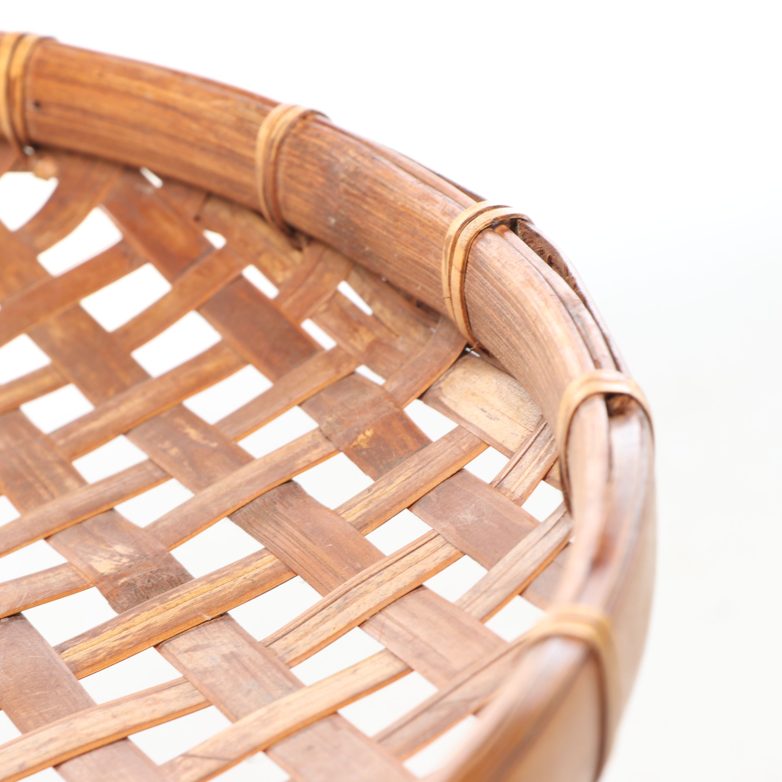 Thai Bamboo Sieve Basket with Other Floral Rattan Wall Décor